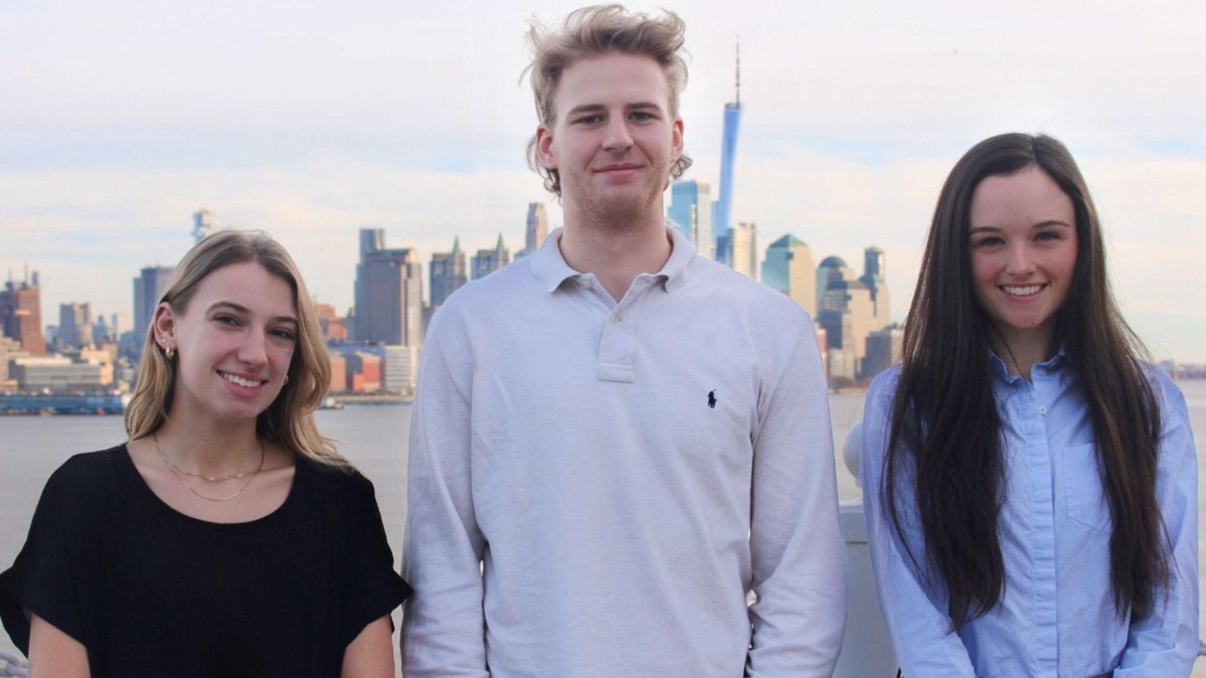 Photo of CEMS senior design students