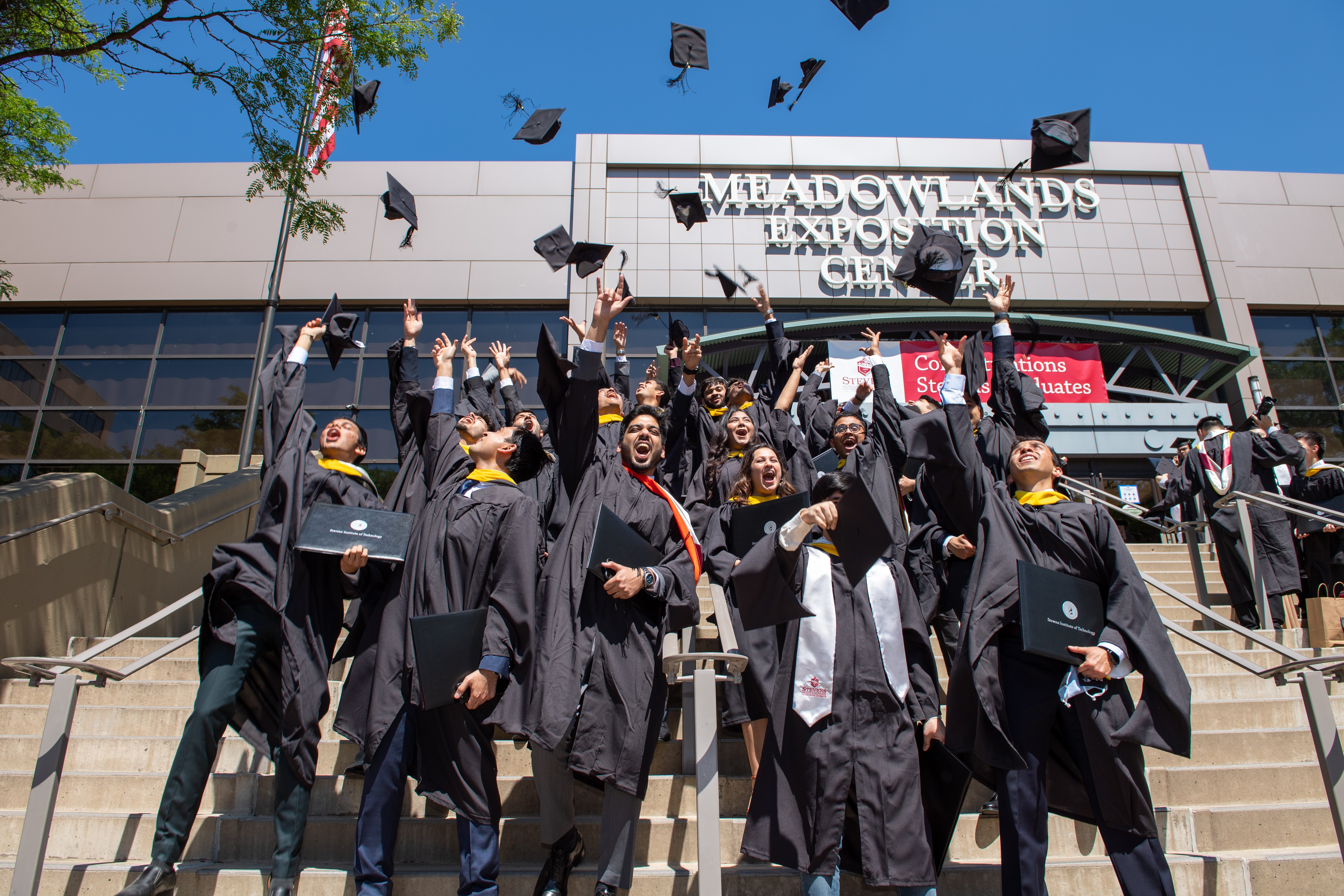 13537d31f799749826b3ca41c81bbc30