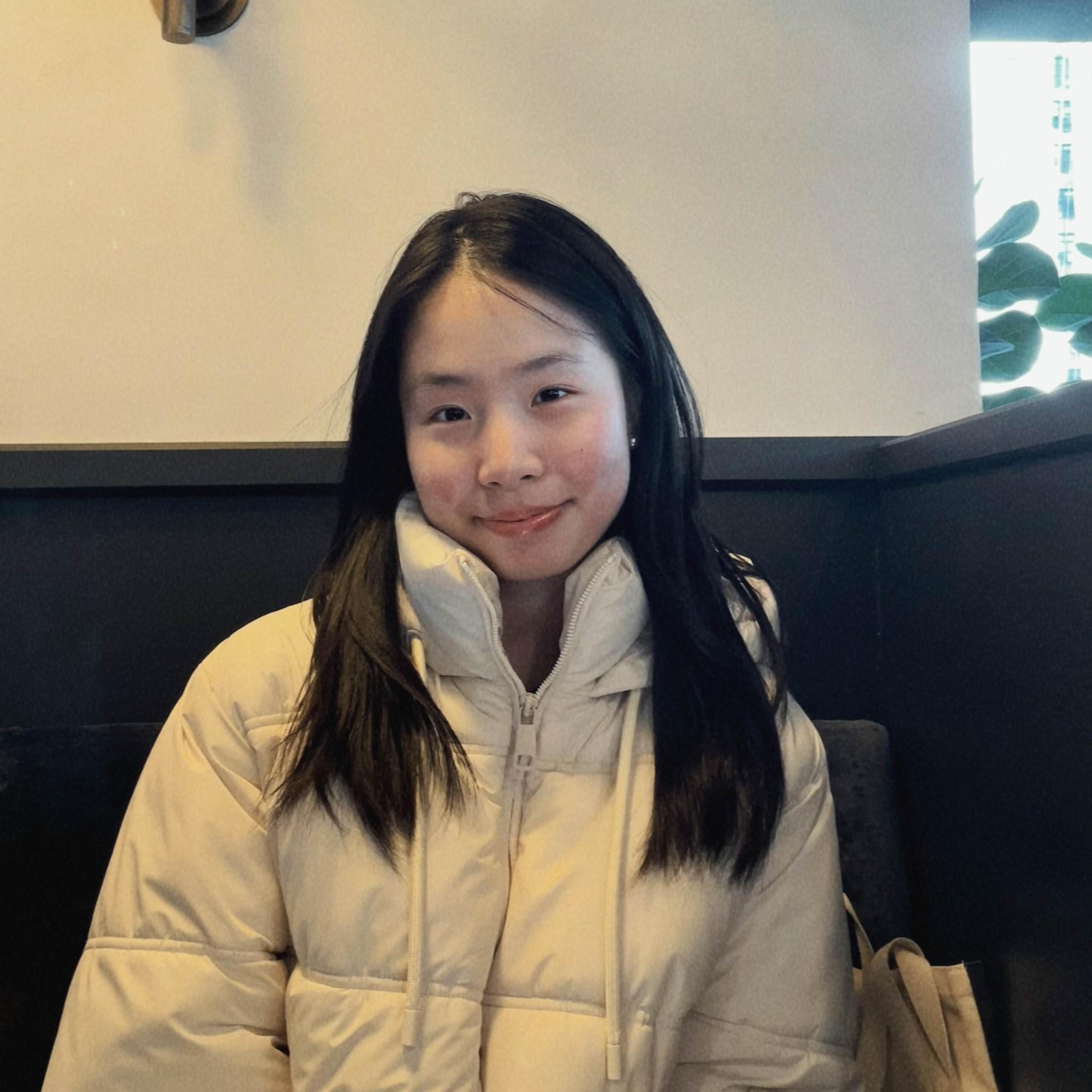 Vivian Zhang headshot