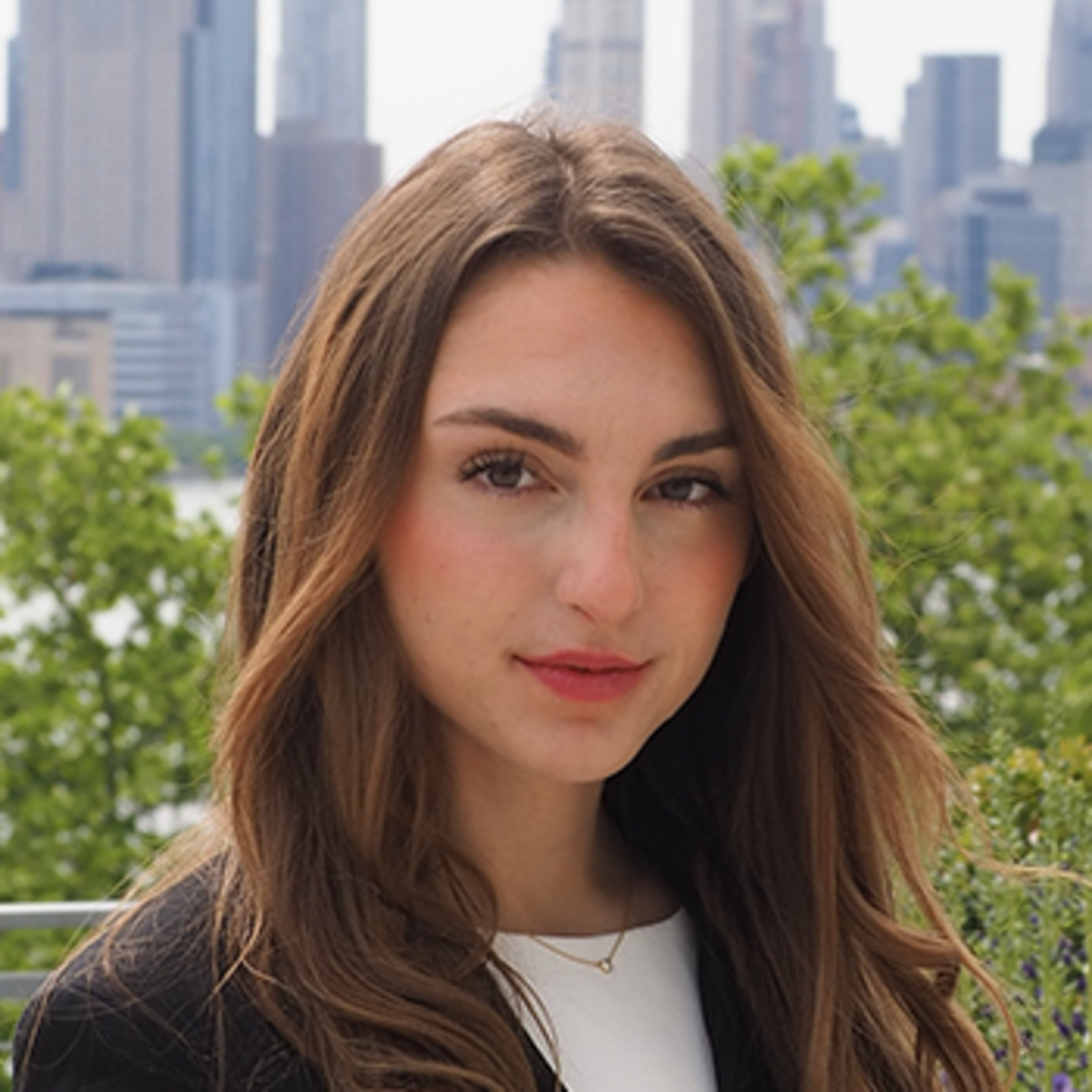 Headshot of Lea Burton