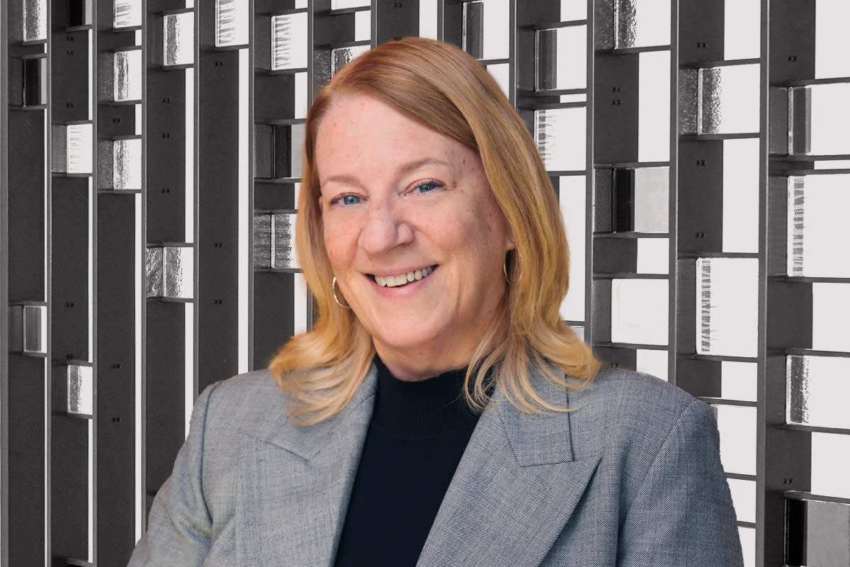 Karin Shanahan Headshot