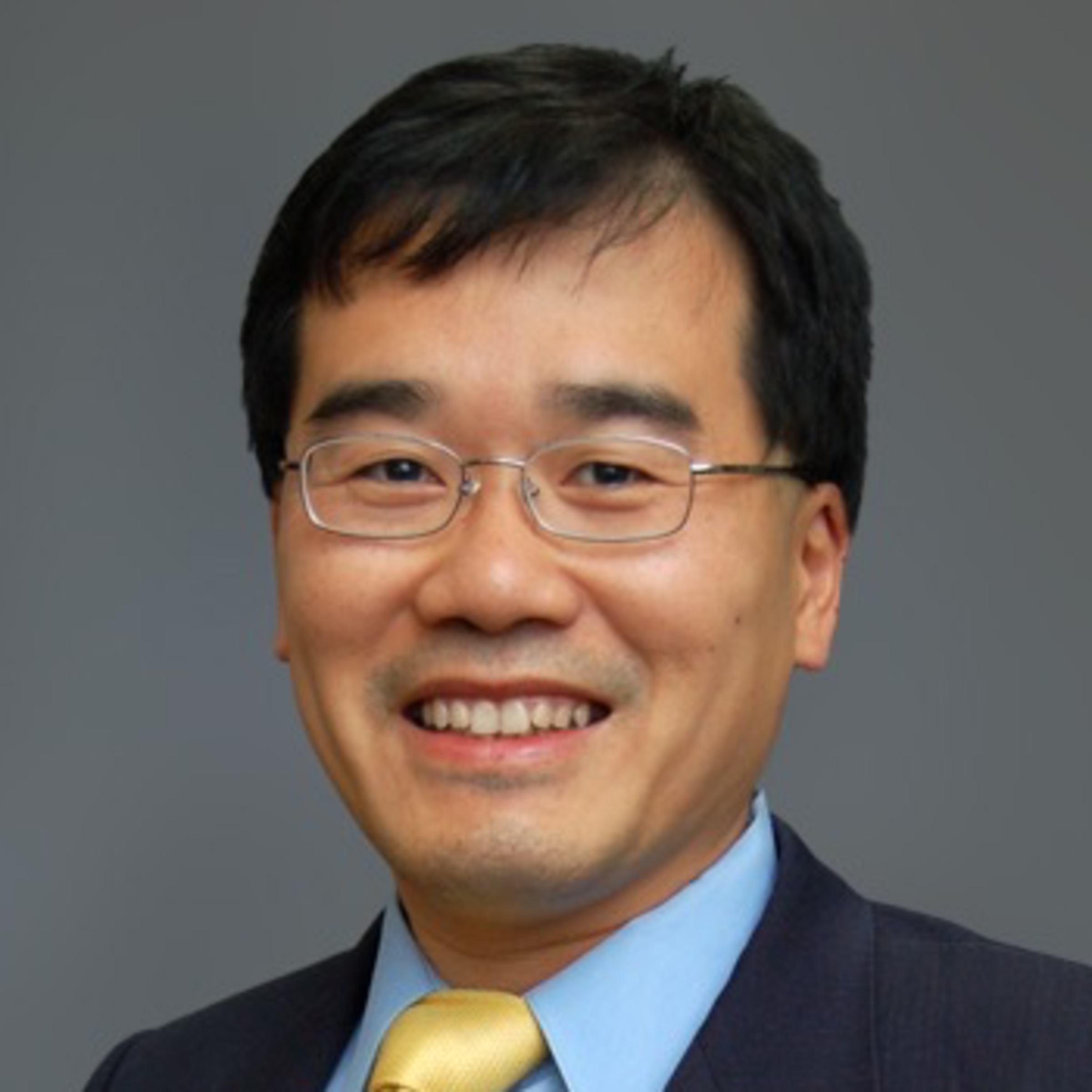 Headshot of Paul W. Chiou