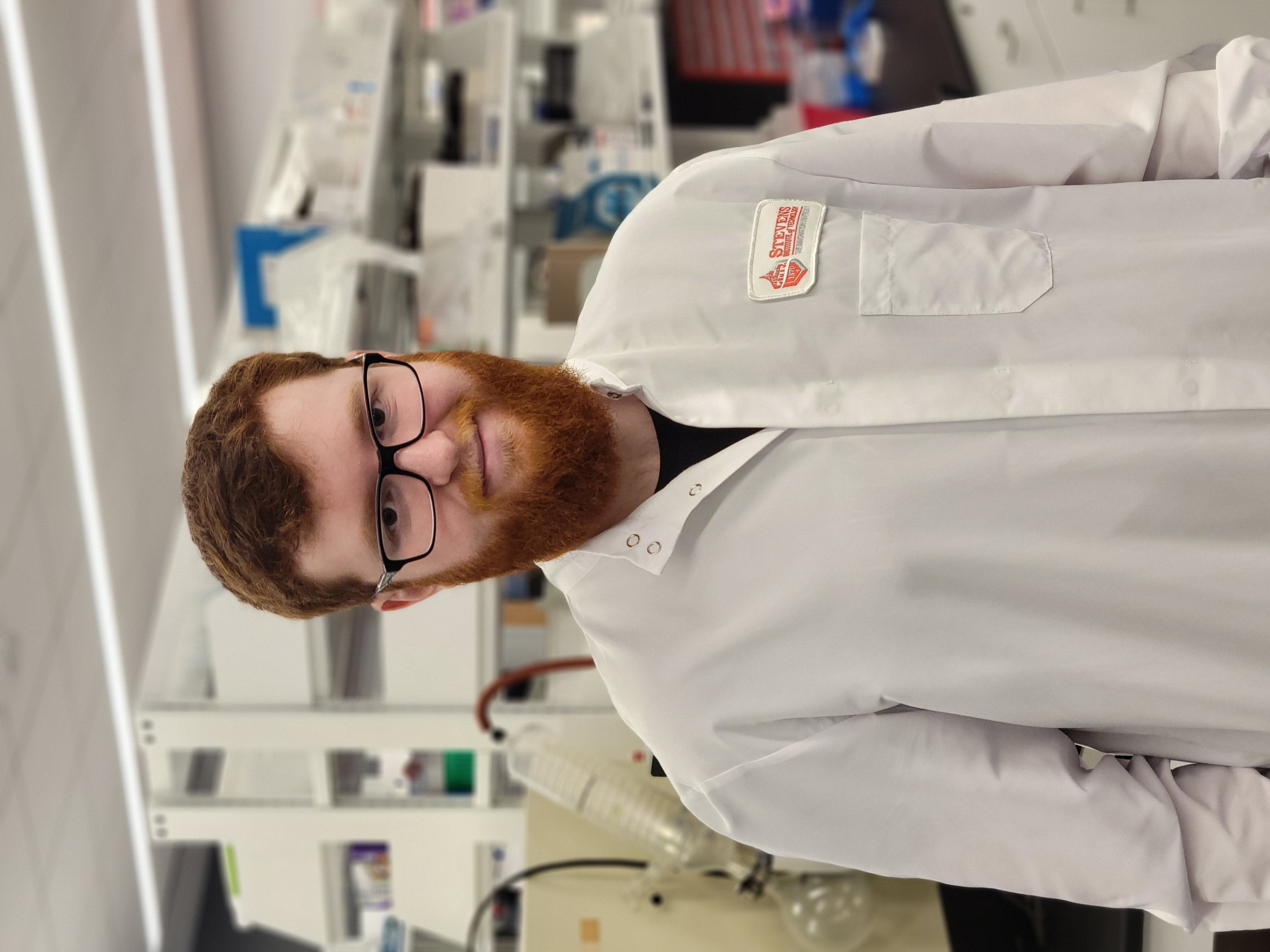 Jonathan Makris headshot