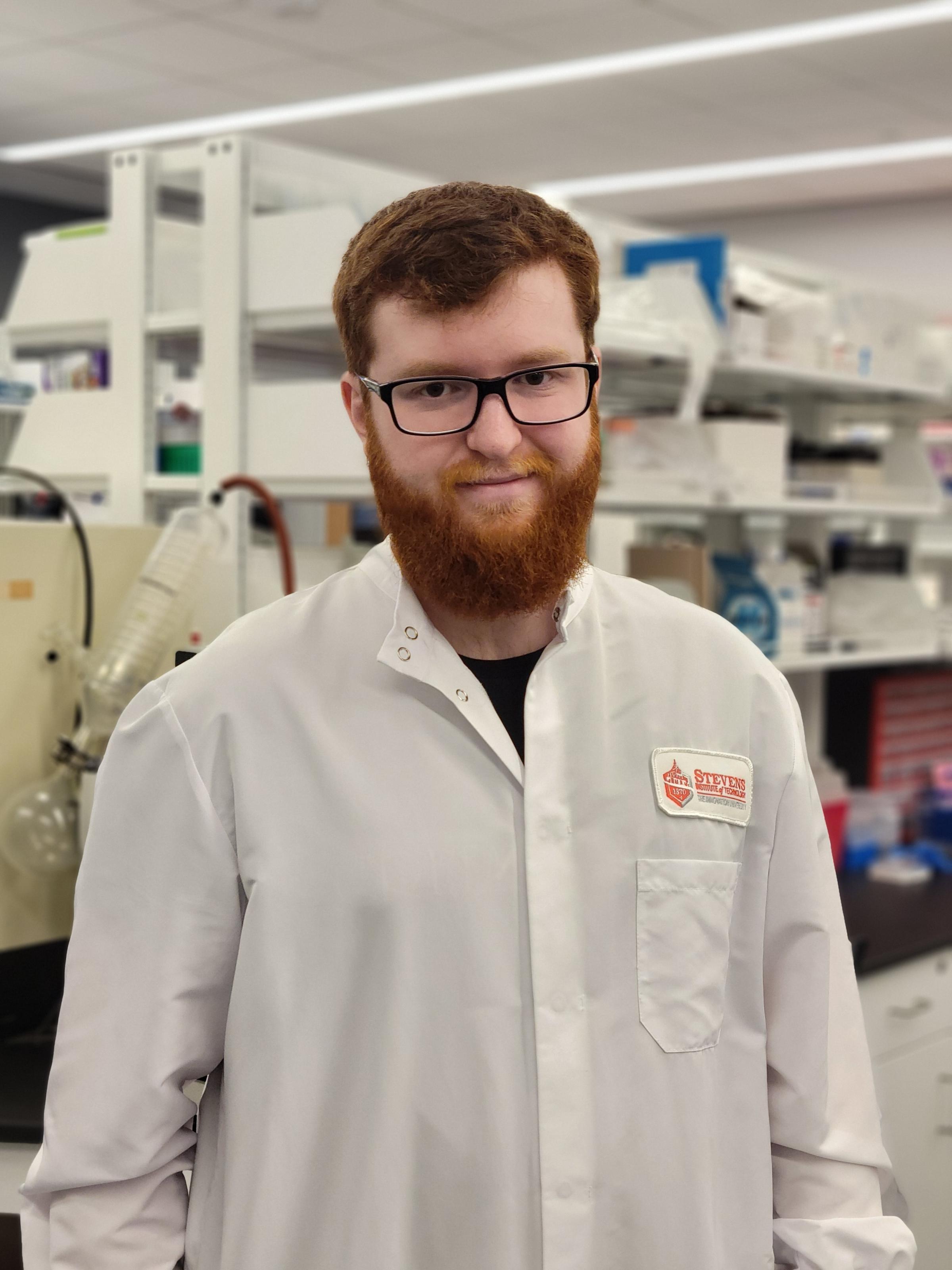 Jonathan Makris headshot