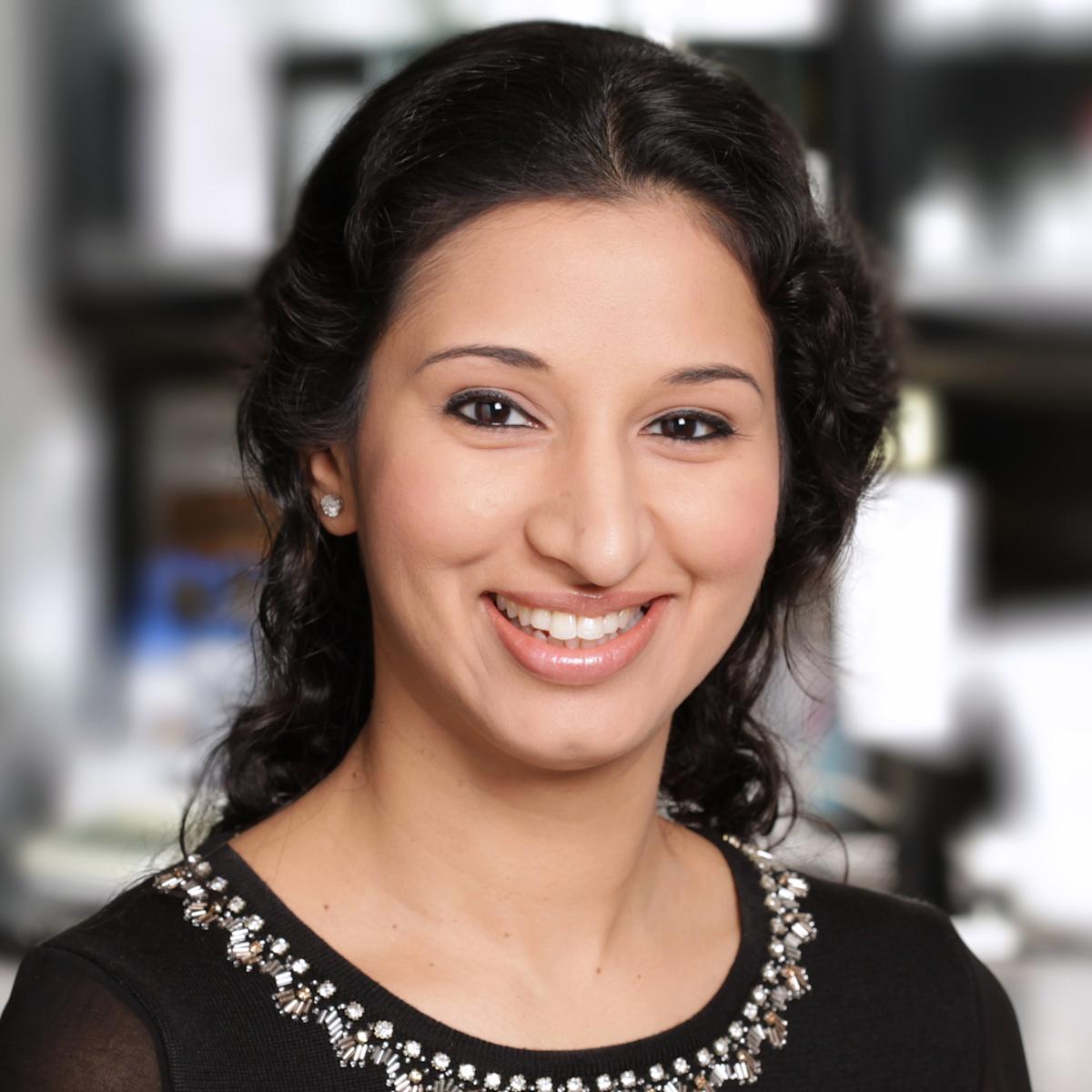 Dr. Simarna Kaur ’02 M.S. ’04 Ph.D. ’08.