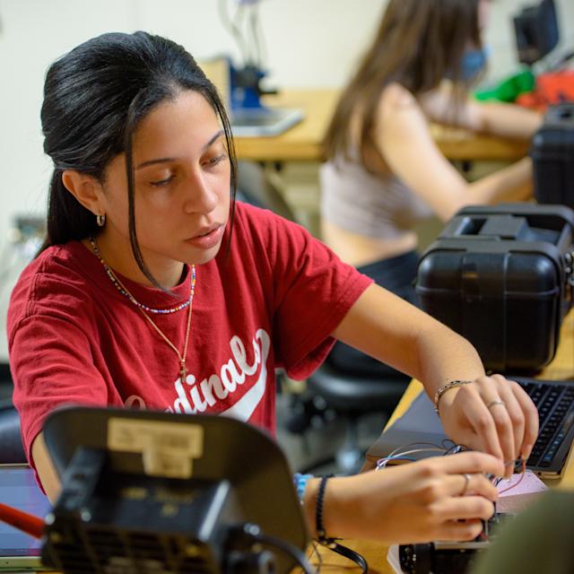 Undergraduate-Research-Special Programs with Research Opportunities-A. James Clark Scholars Program