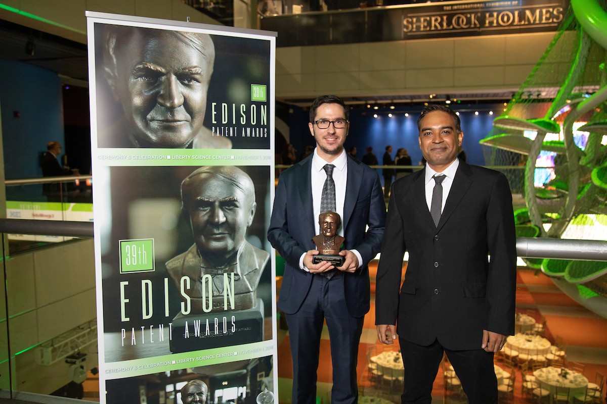 Co-inventors Kevin Barresi and Mukund Iyengar at the 2018 Edison Patent