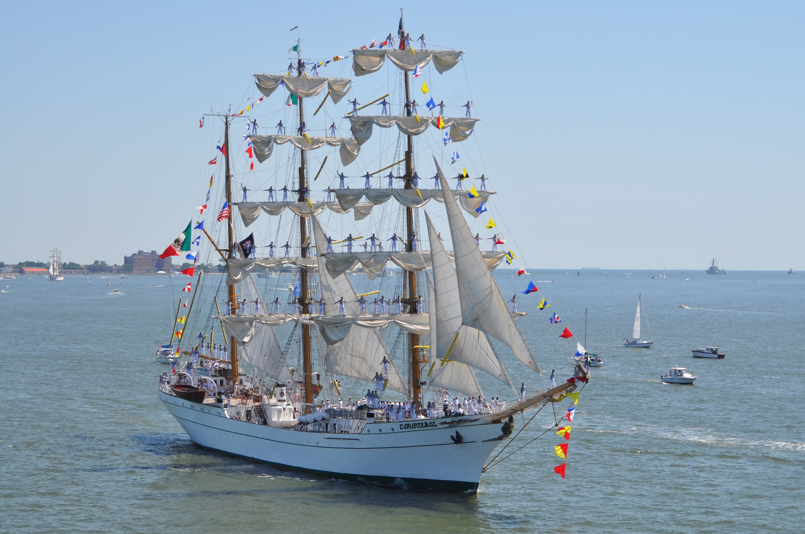 Image of tall ship representing the Parade of Sail event