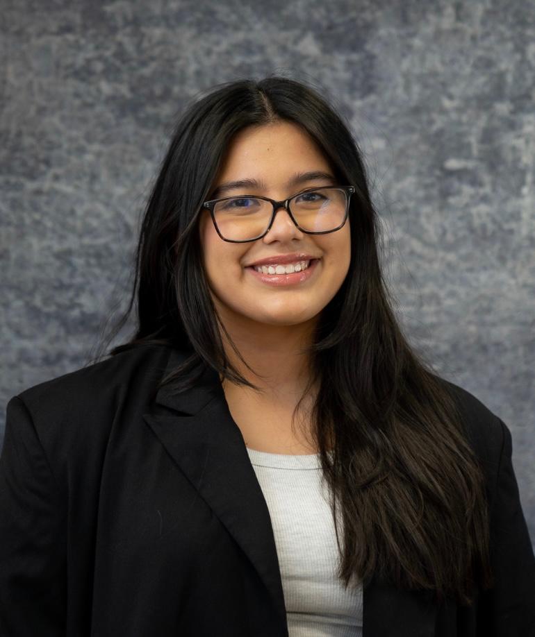 Camila Crespo Headshot