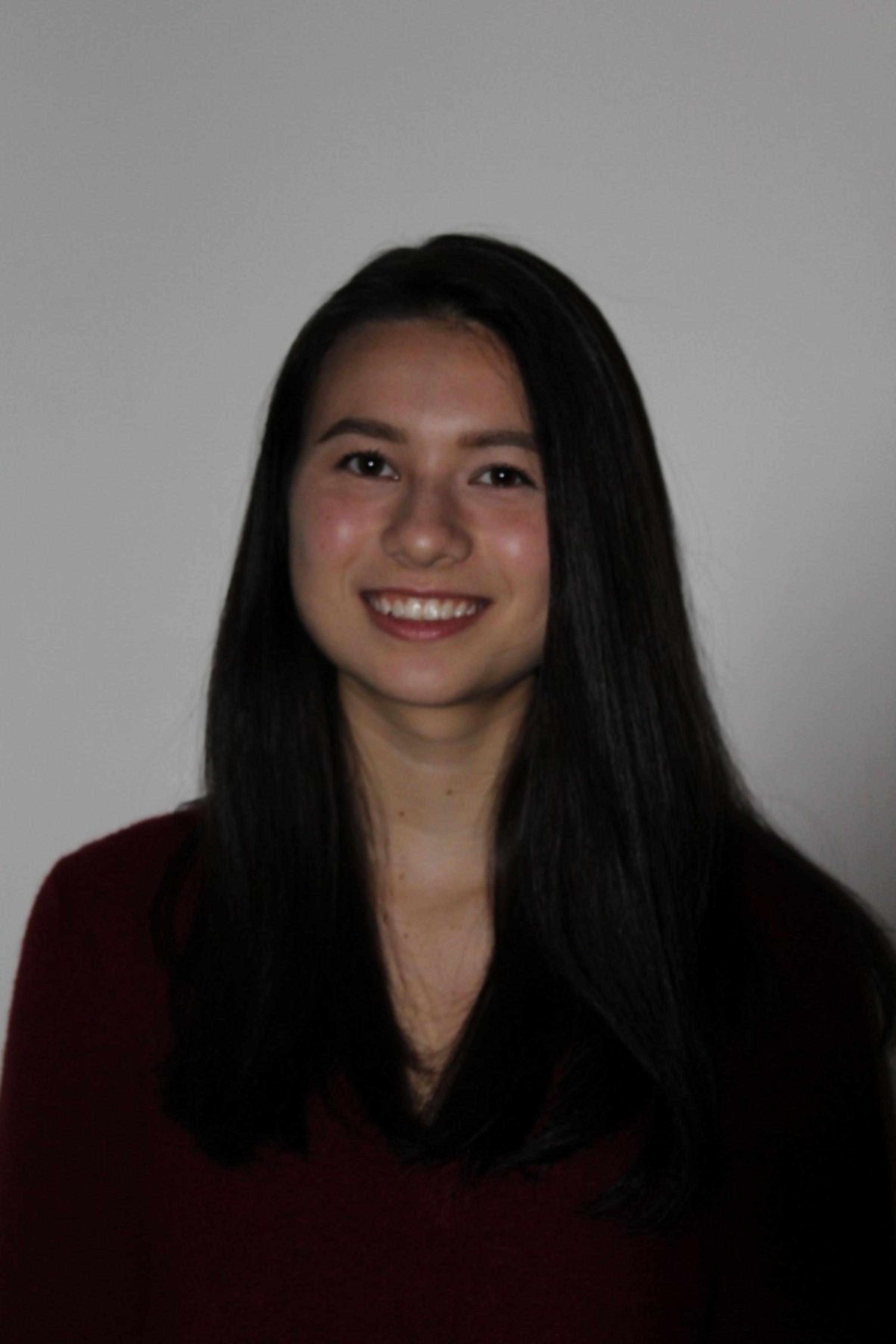 Photo of Seana Flood, '20