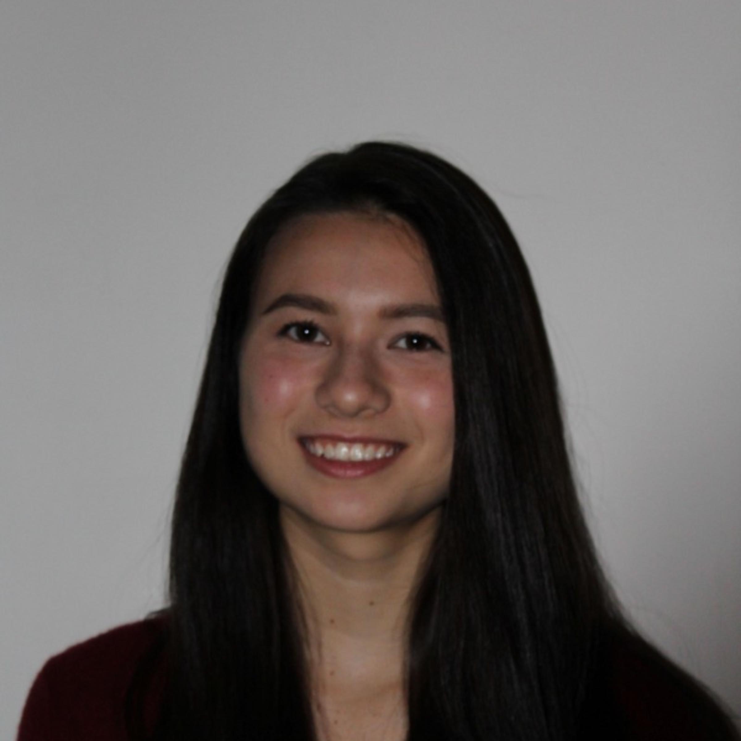 Photo of Seana Flood, '20