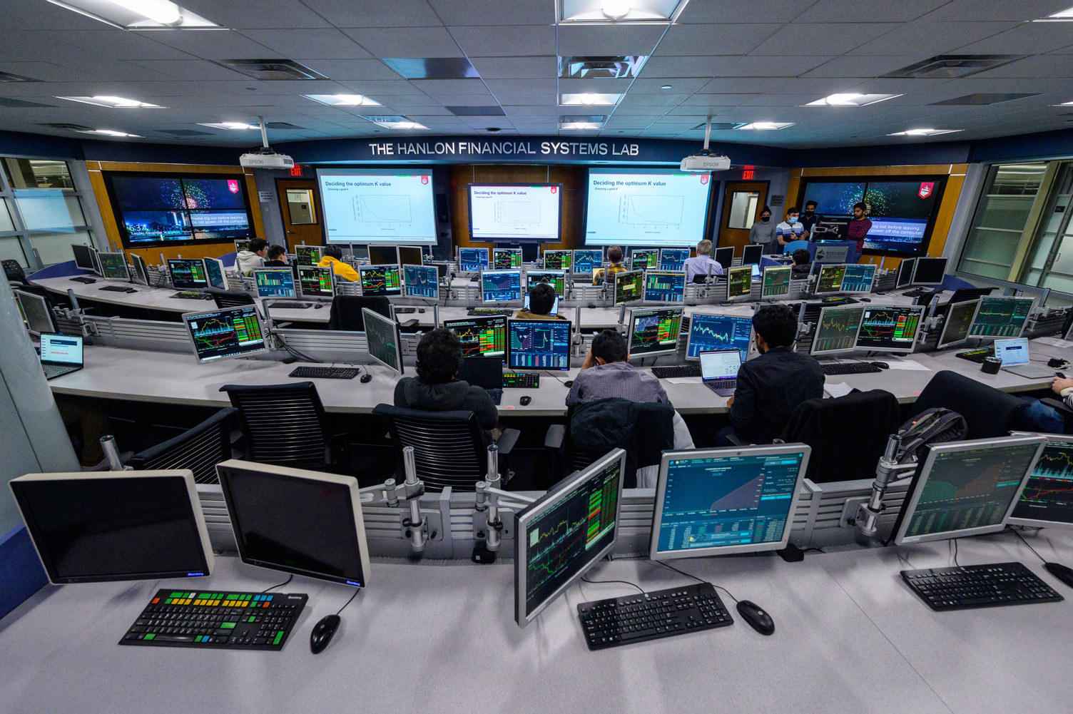 Students using computers in Hanlon Lab