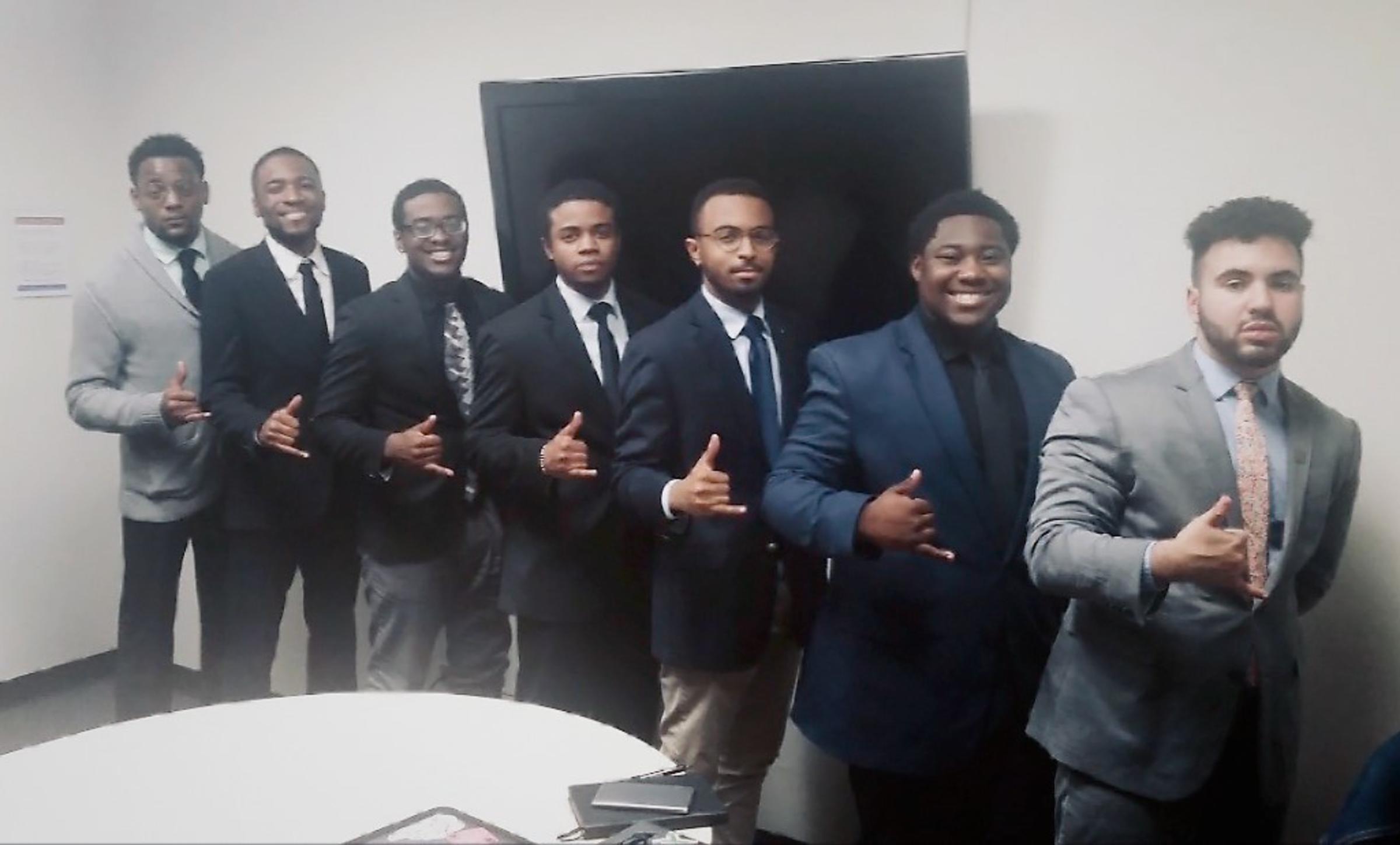 350e59b7e21ed65aff8a6cee033fbfd2