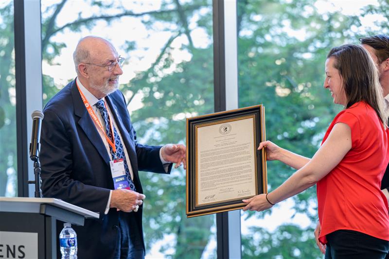 Edward C. Eichhorn, Jr. ’69 receives his Stevens Alumni Award at Alumni Weekend 2025 