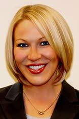 Cindy Dever headshot