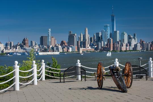 Cannon at Castle Point with New York skyline in background.