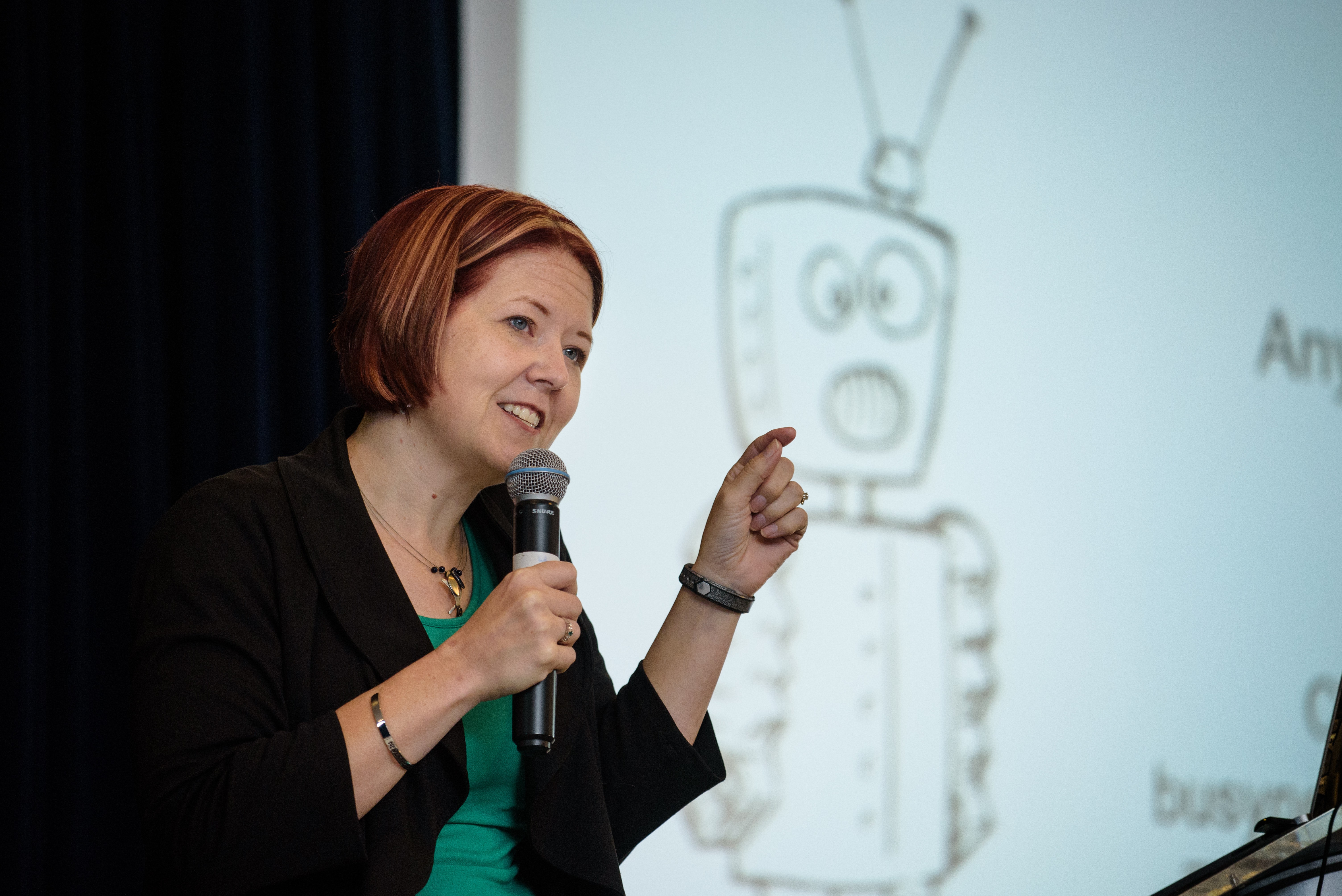 Expert Educator Maria Anderson Speaking at the Reimagining Calculus Conference