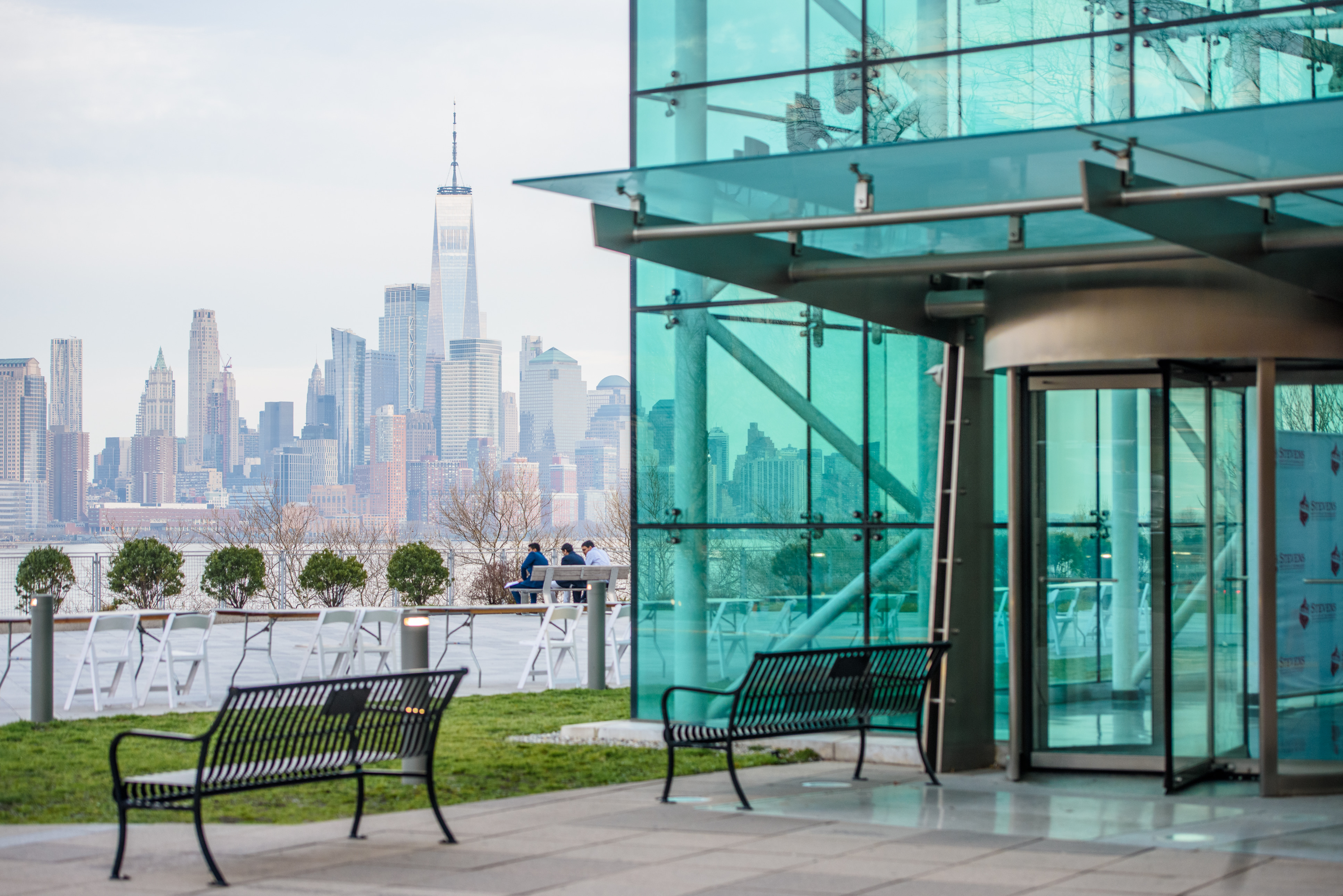 “Jekyll and Hyde” Leaders Do Lasting  Damage, New Research Shows