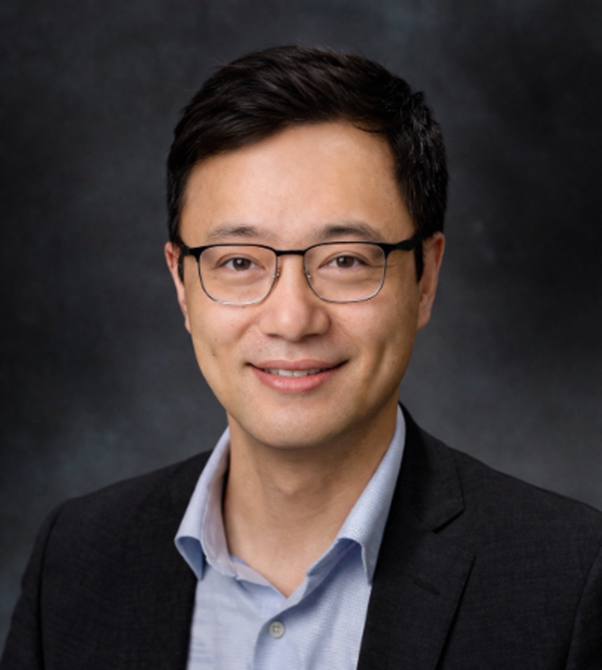A photo of Kaijian Liu.