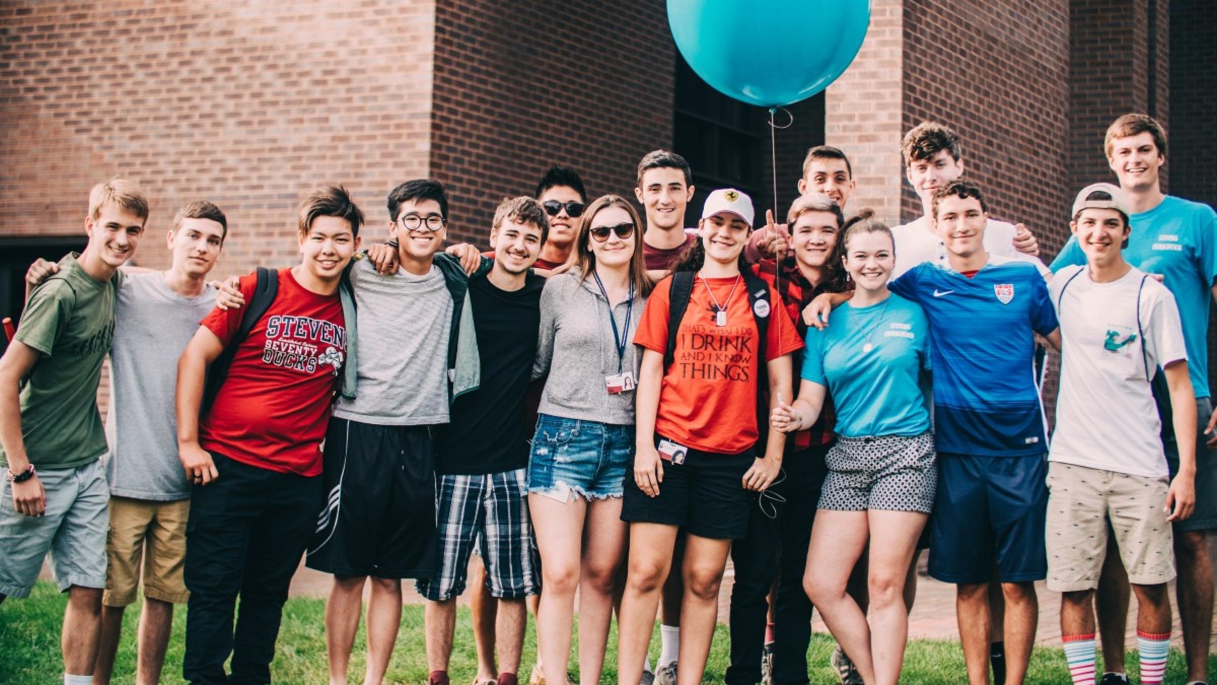Large group of students outside at Orientation