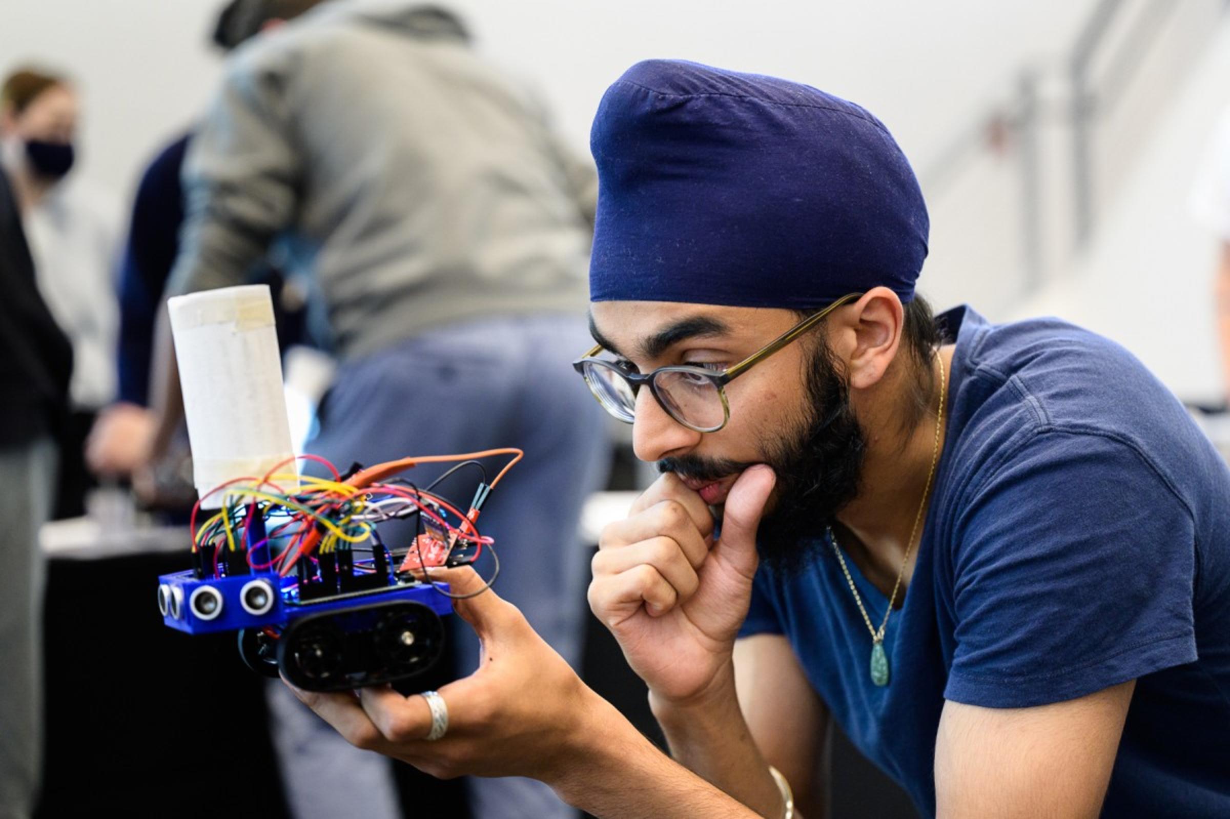 467a1d823cc716103b0f398bff2a3aea