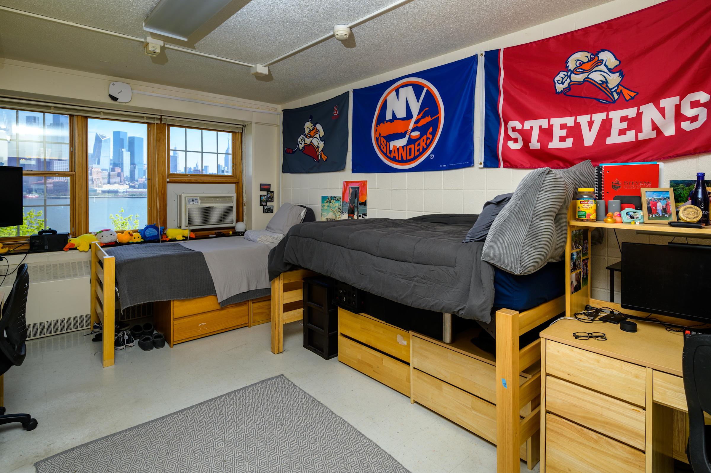 CPH Double 4 Gallery Image Wrapper