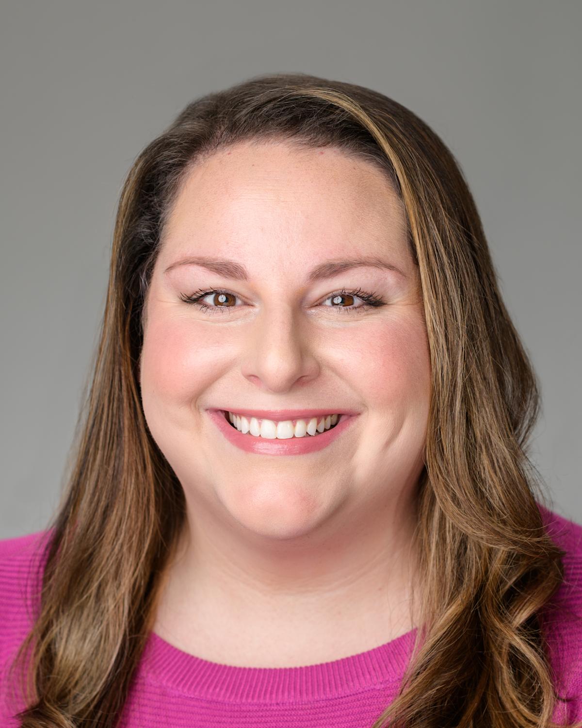 Ashley Scales Headshot