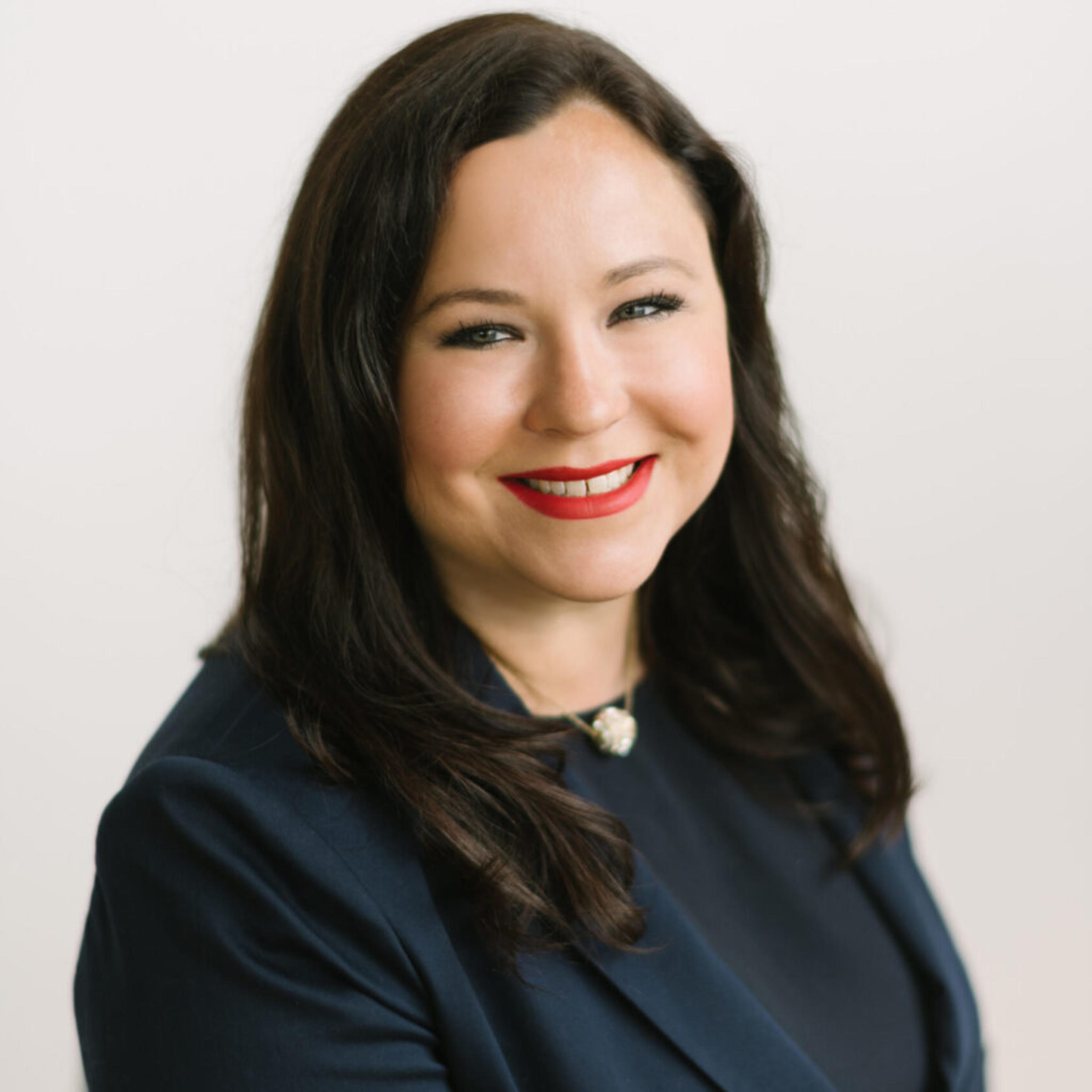 Headshot of Jennifer Schell