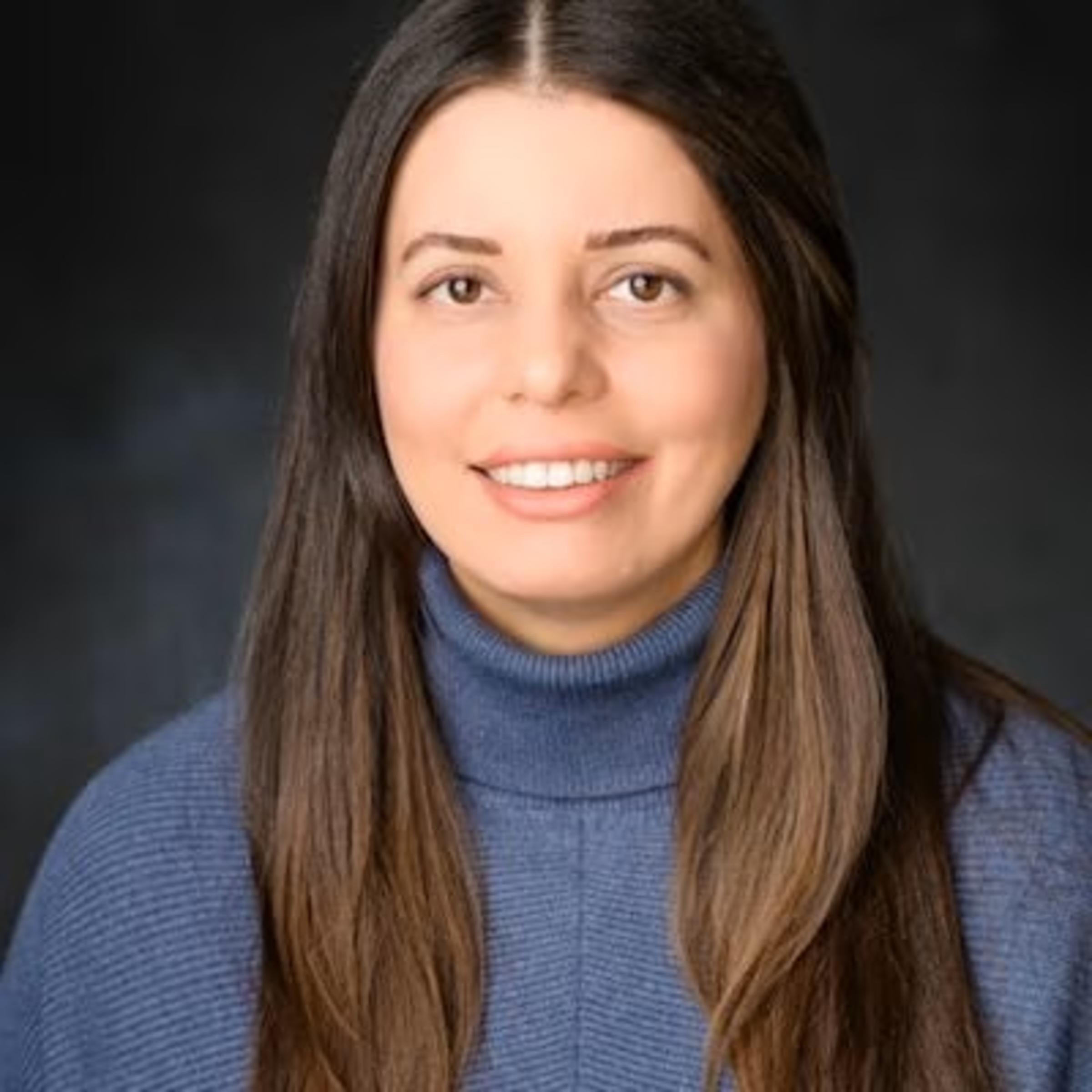 Zahra Pournorouz headshot