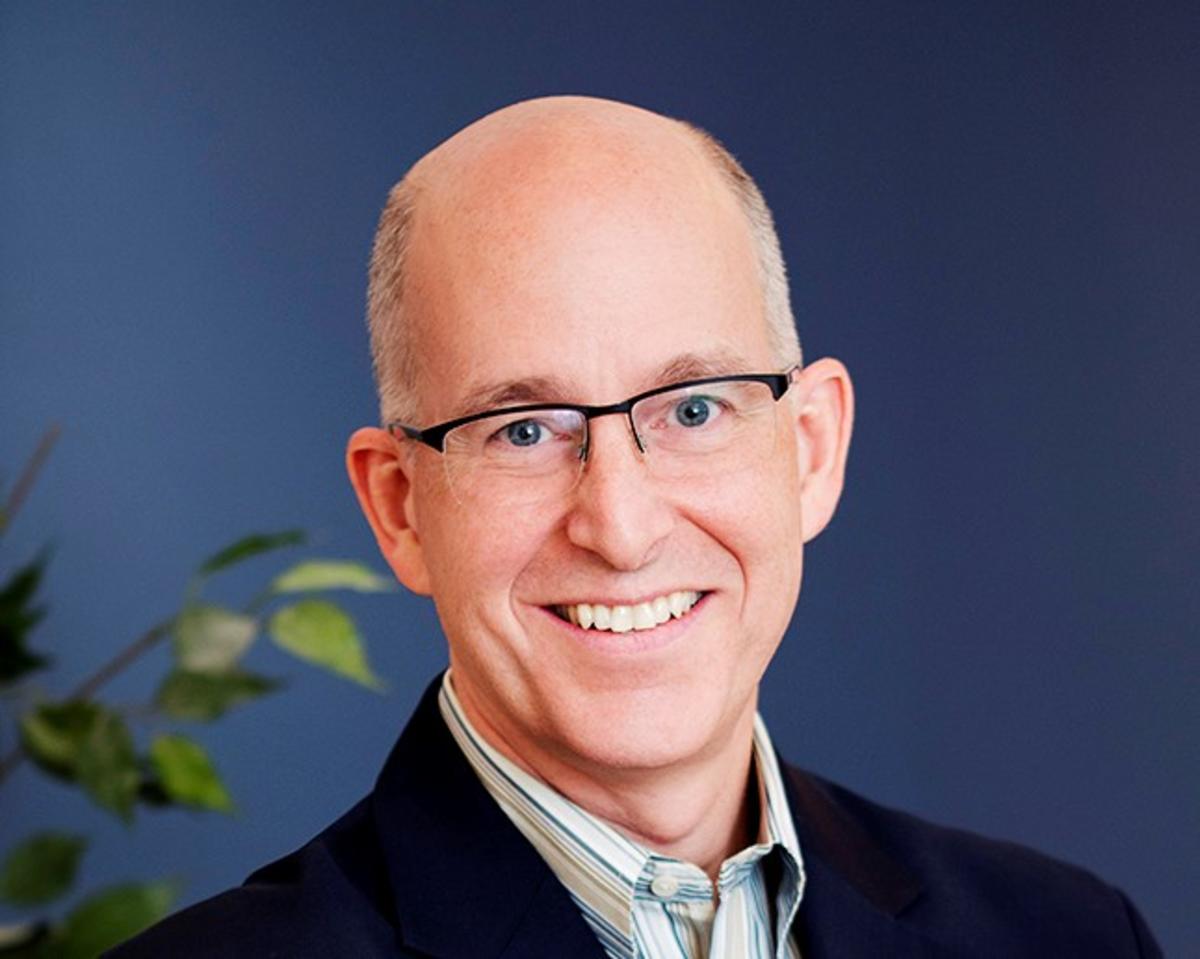 Charles Buscarino