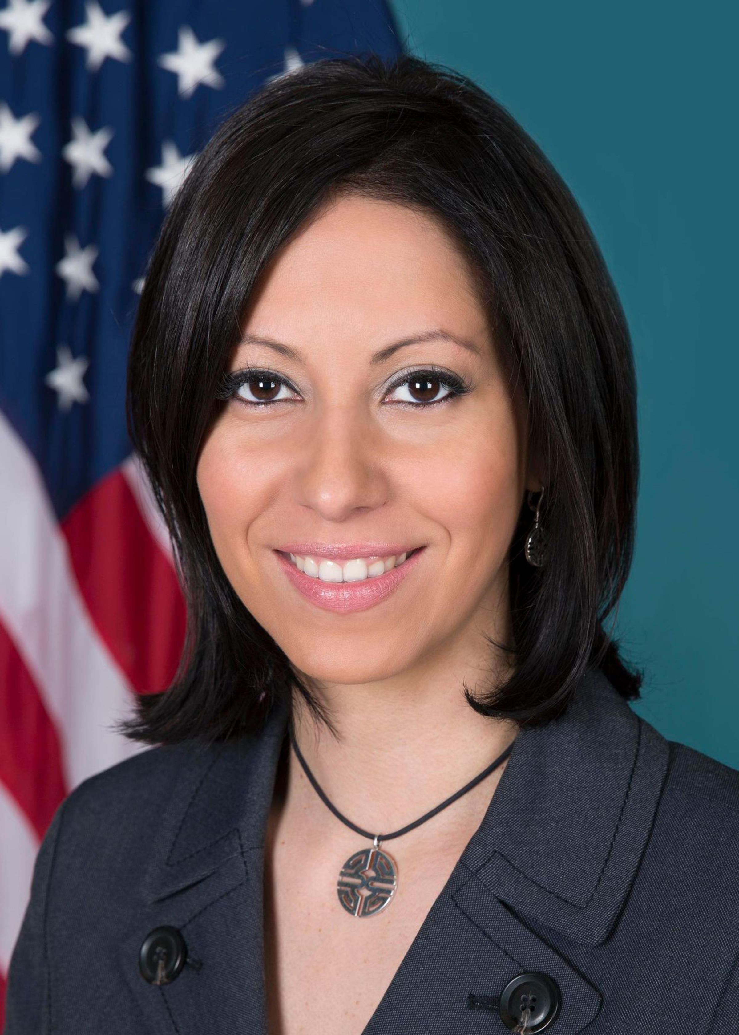 Dr. Sandra Cadavid headshot