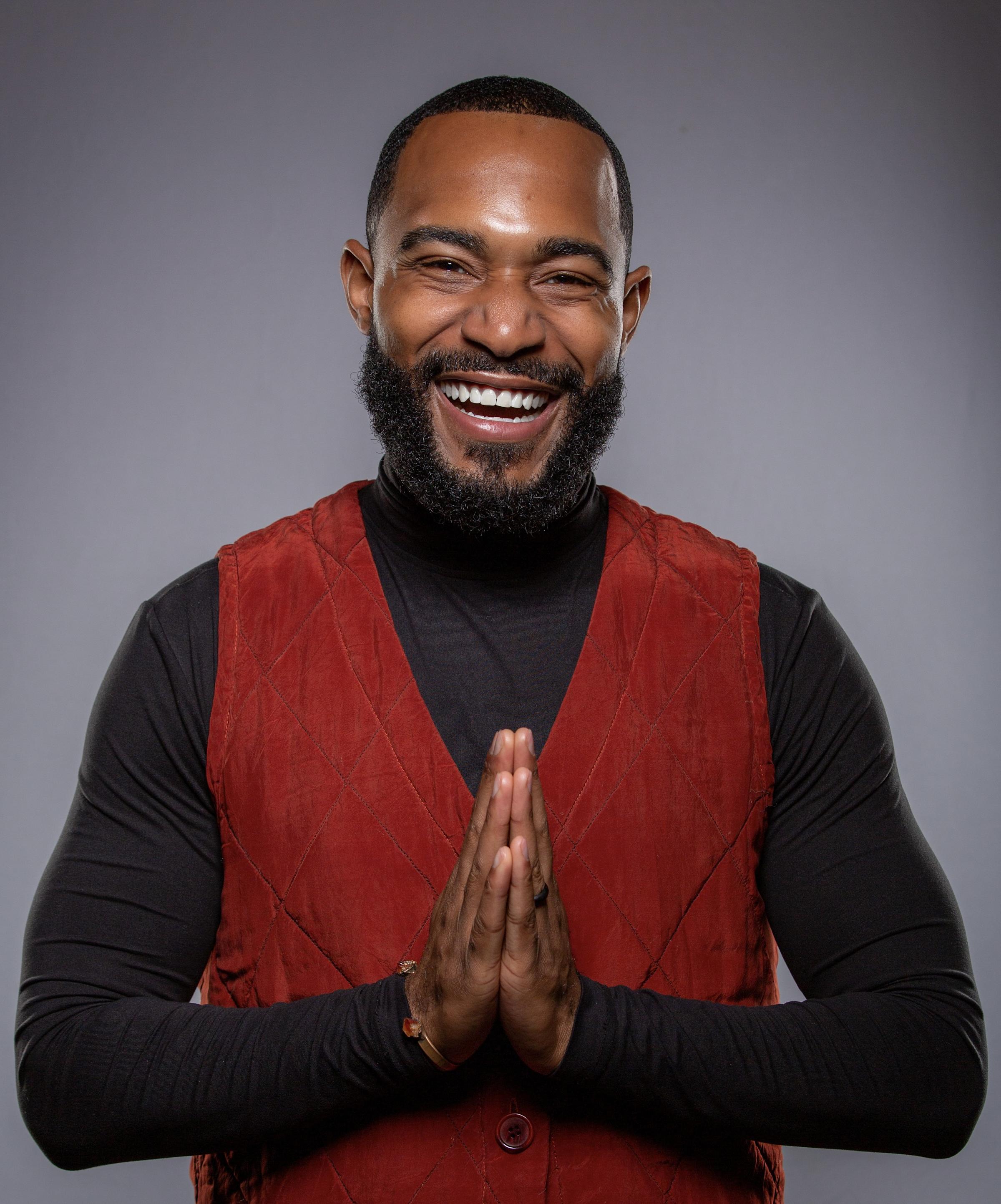 Headshot of Jonathan Allen