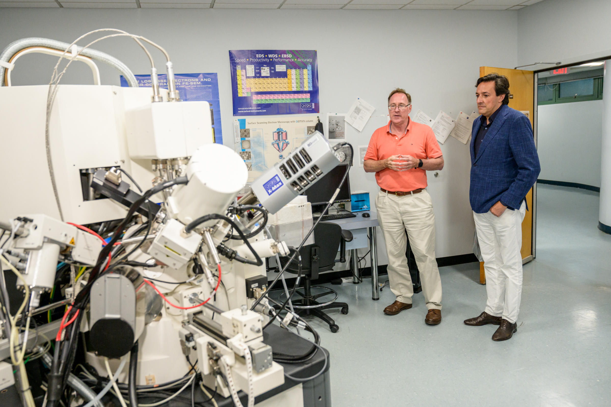 Dario Gill and Stevens Professor Matt Libera viewing the Zeiss Auriga Scanning Electron Microscope - Indicator Fall 2024