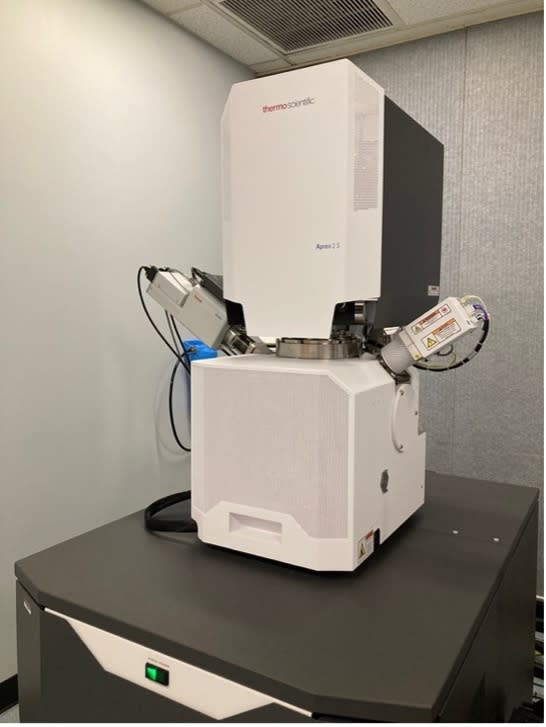 ThermoFisher Apreo 2S Scanning Electron Microscope