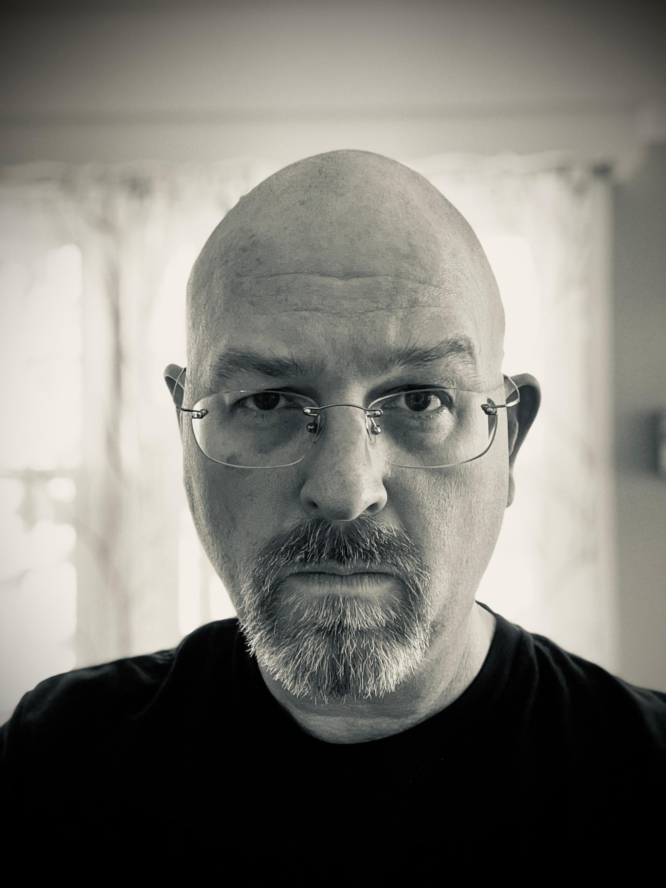 Carl Russell headshot