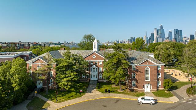 Humphreys Hall