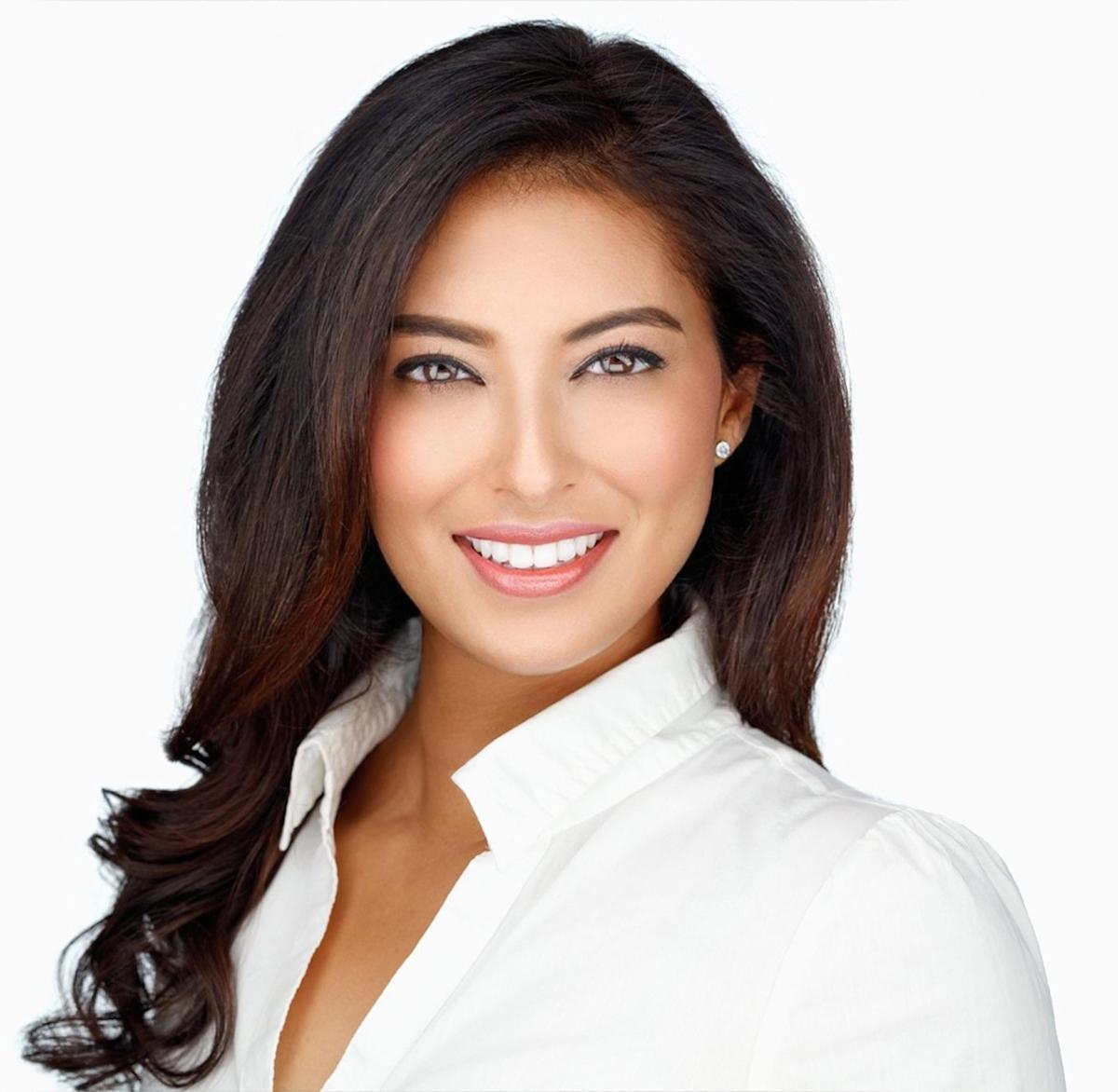ChristinaJ headshot