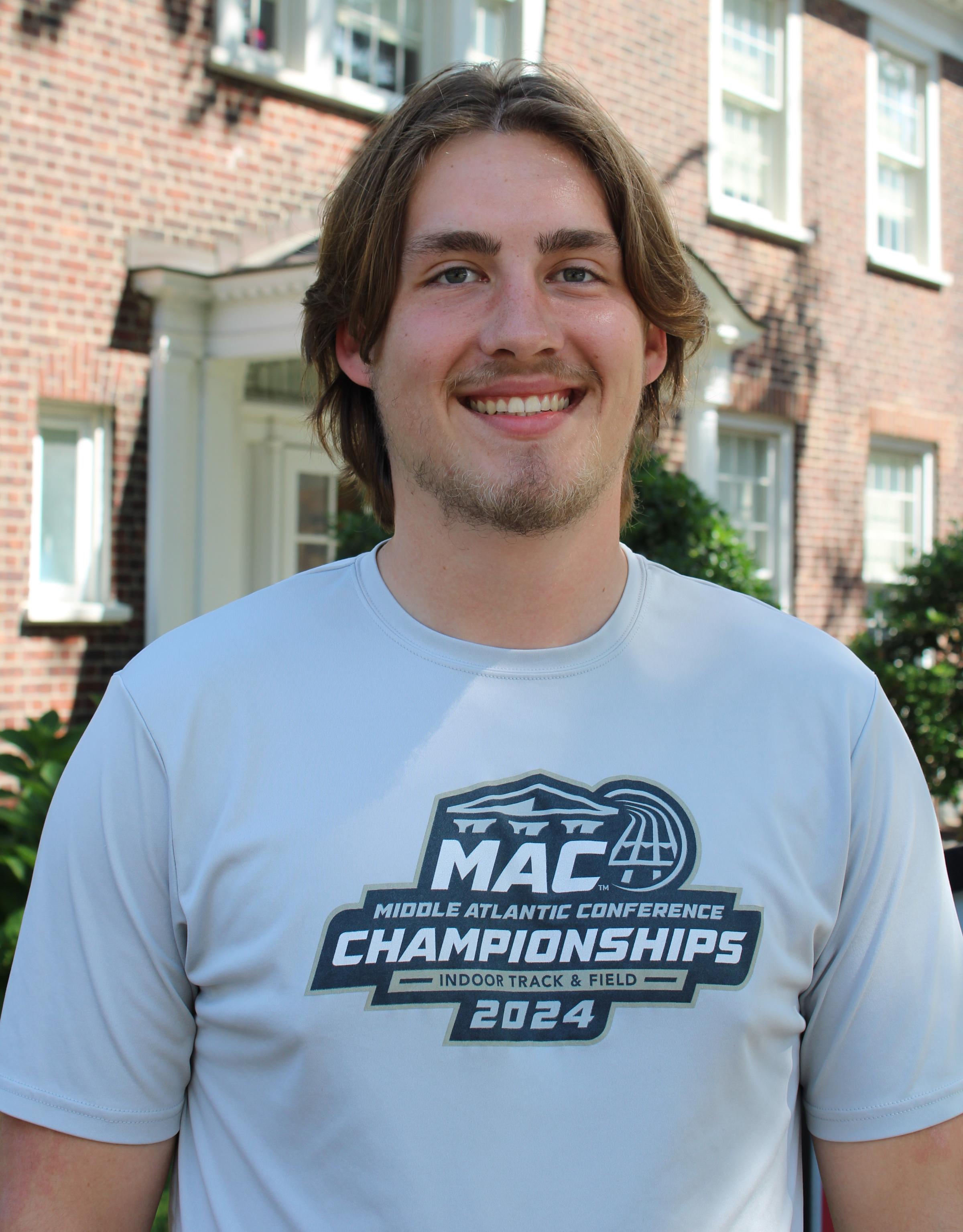 Portrait photo of Cooper Kinsley