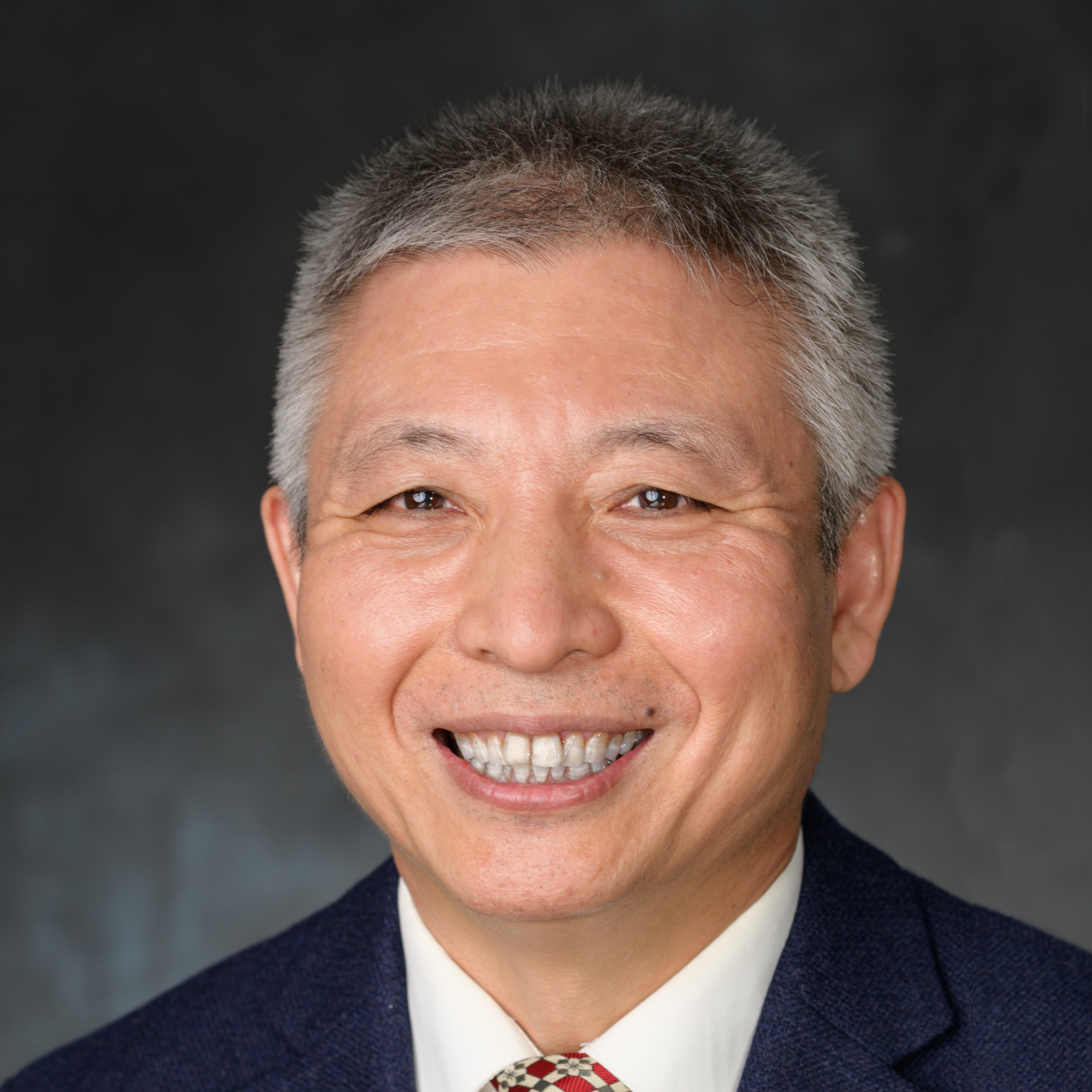 Hongjun Wang.