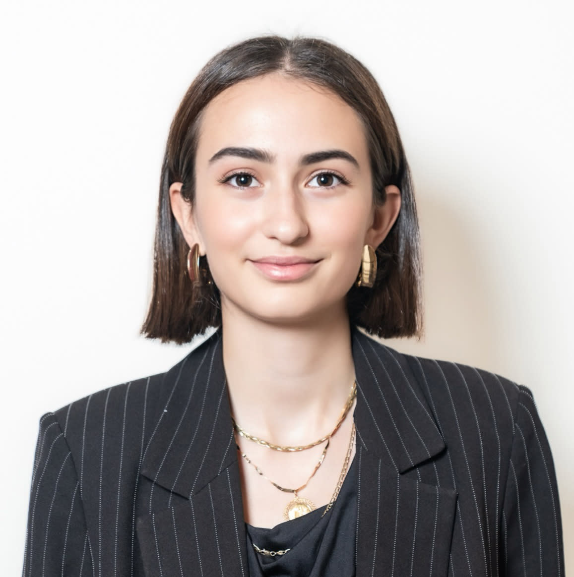 Arianna Daringa head and shoulders photo.