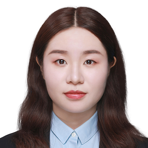 Headshot of Ruijing Yang