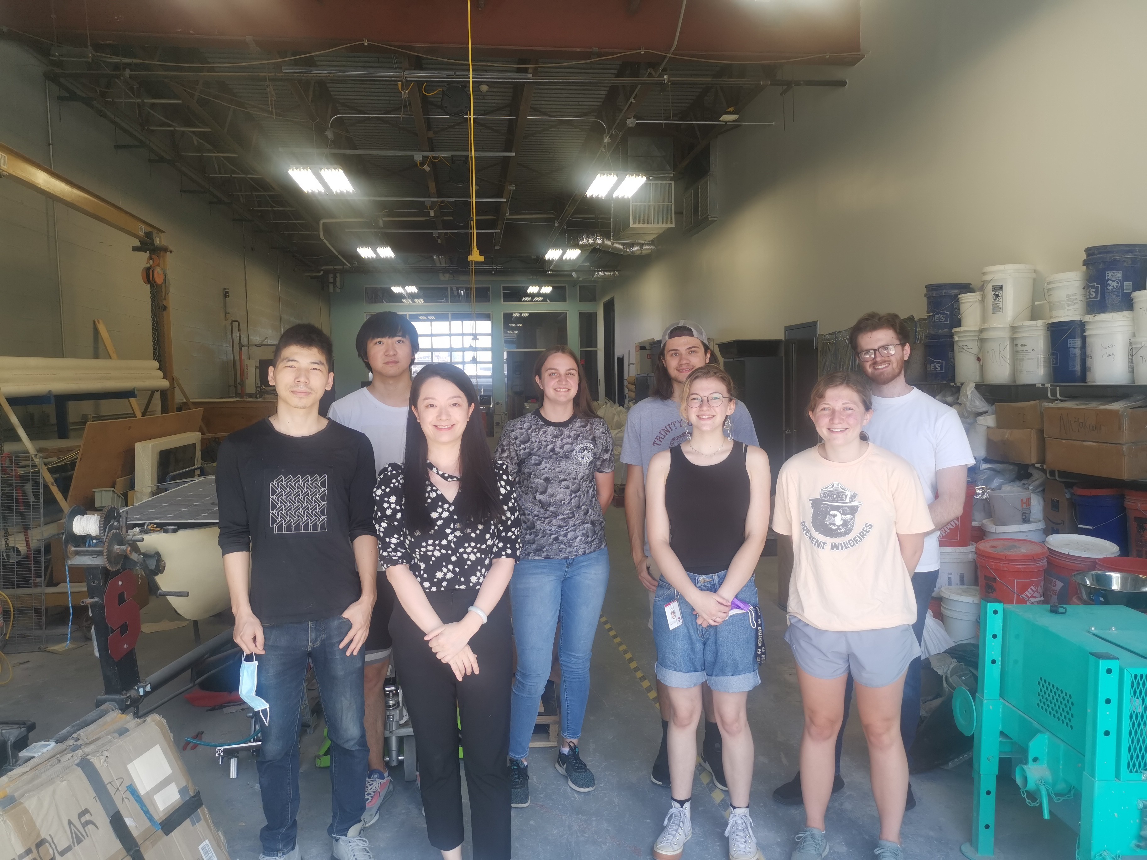 photo of Weina Meng with her summer interns