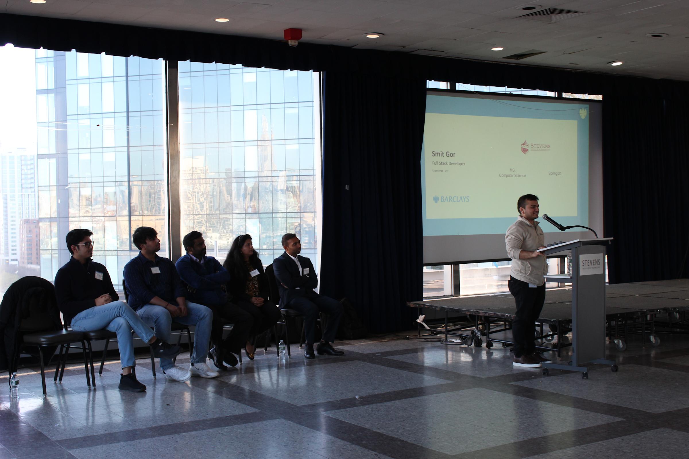 Picture with student at Resumania 