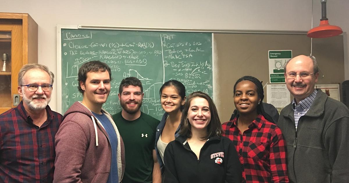 Bill Windsor's lab group poses for a group photo. 