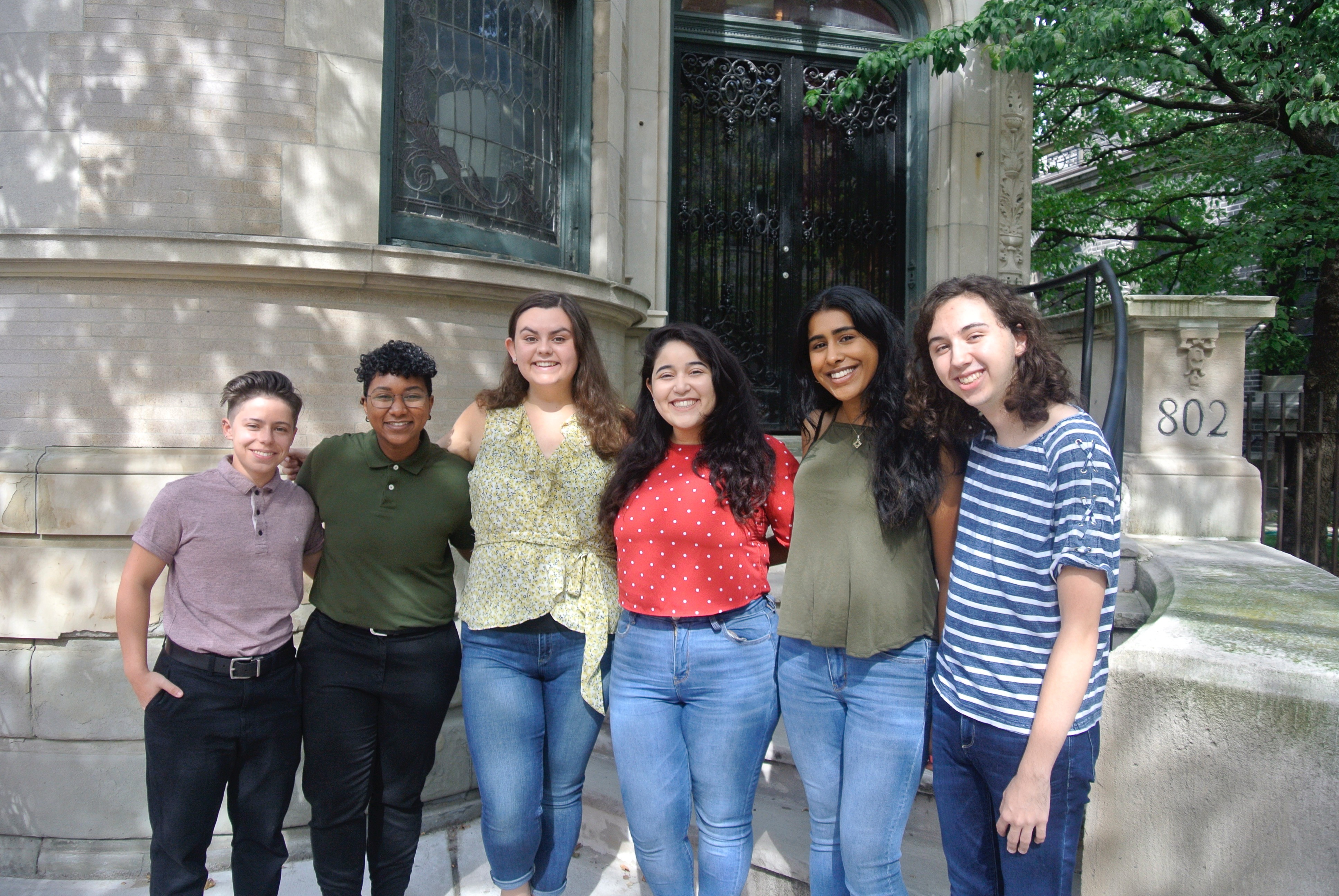Lore-El Coordinators on the stairs of Lore-El