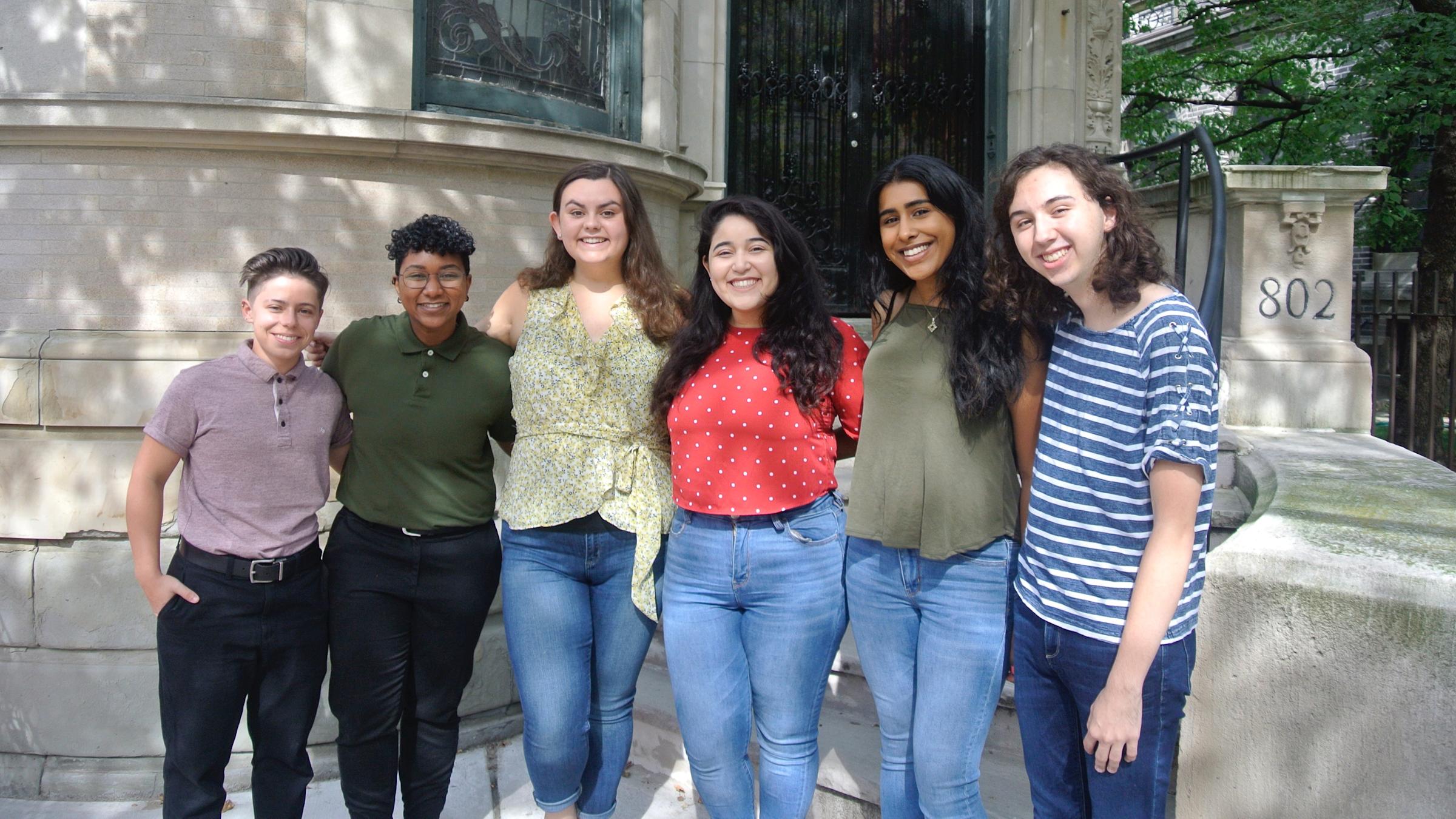 Lore-El Coordinators on the stairs of Lore-El