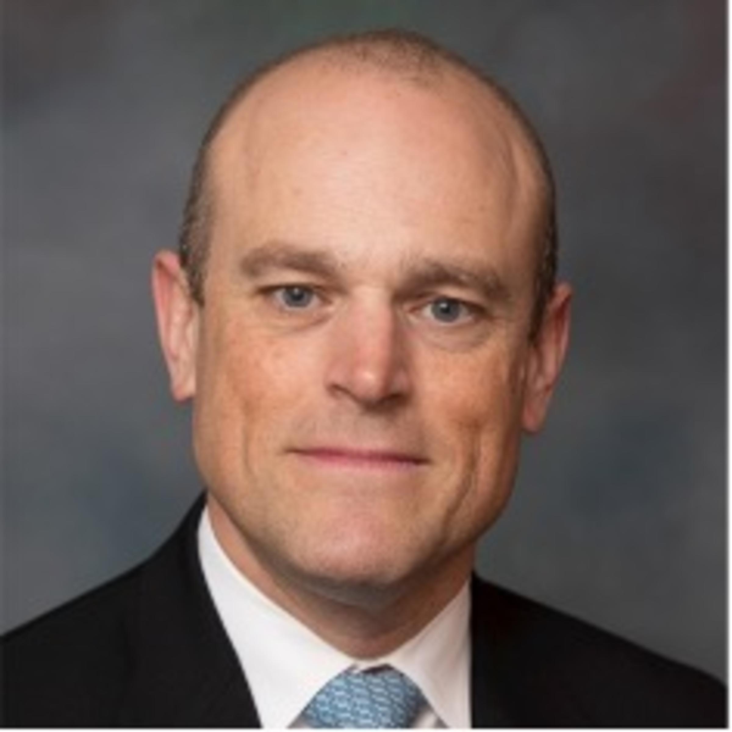 Headshot of Graeme Muirhead