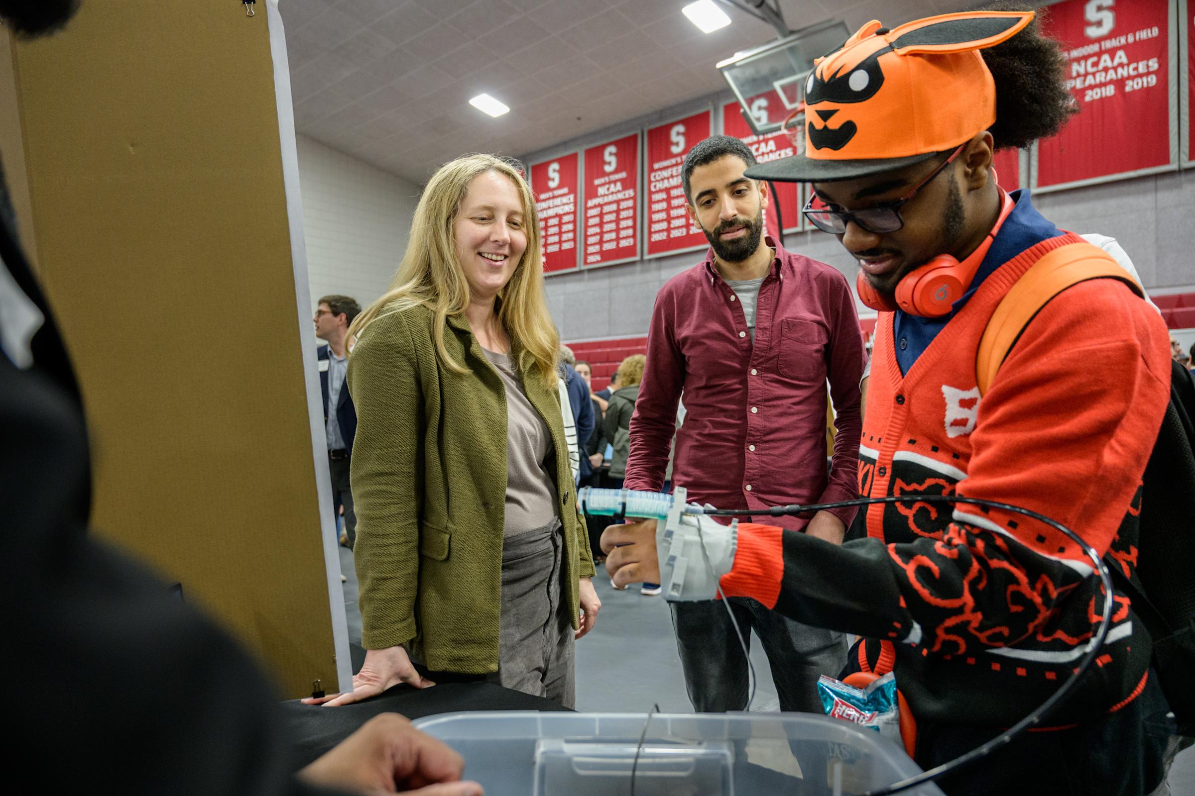 Expo 2025 - student with robot and remote