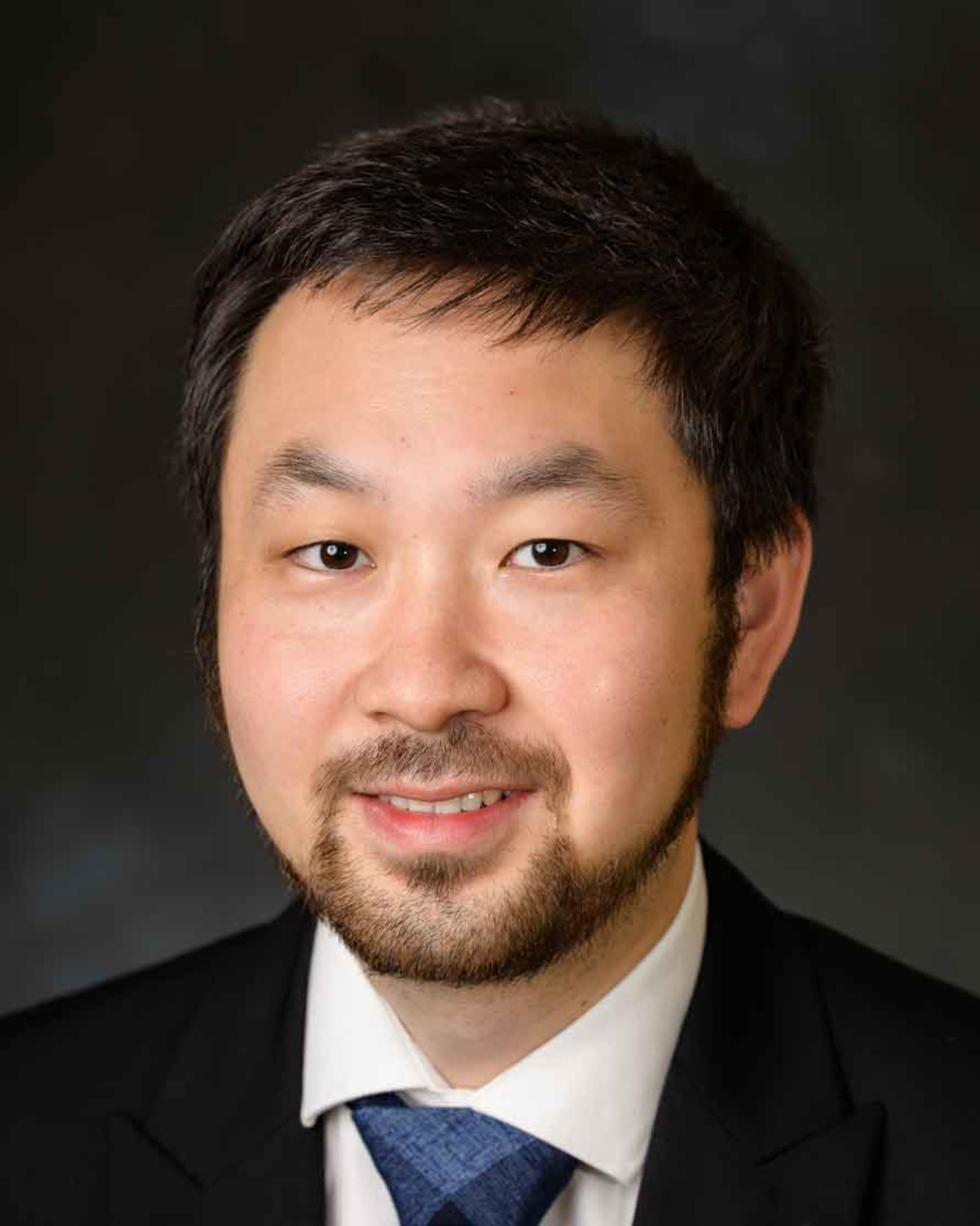 Long Wang professional portrait.