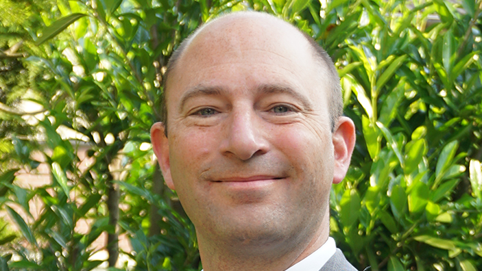 Headshot of Bart Frijns